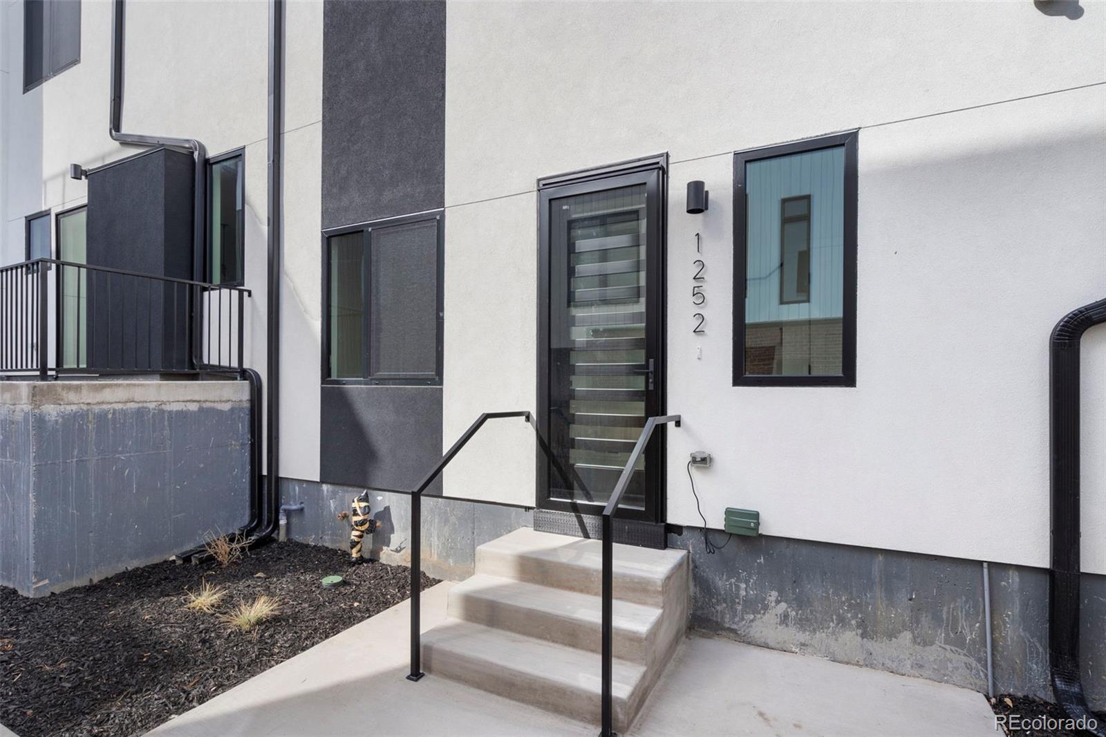 MLS Image #2 for 1252  yates street,denver, Colorado