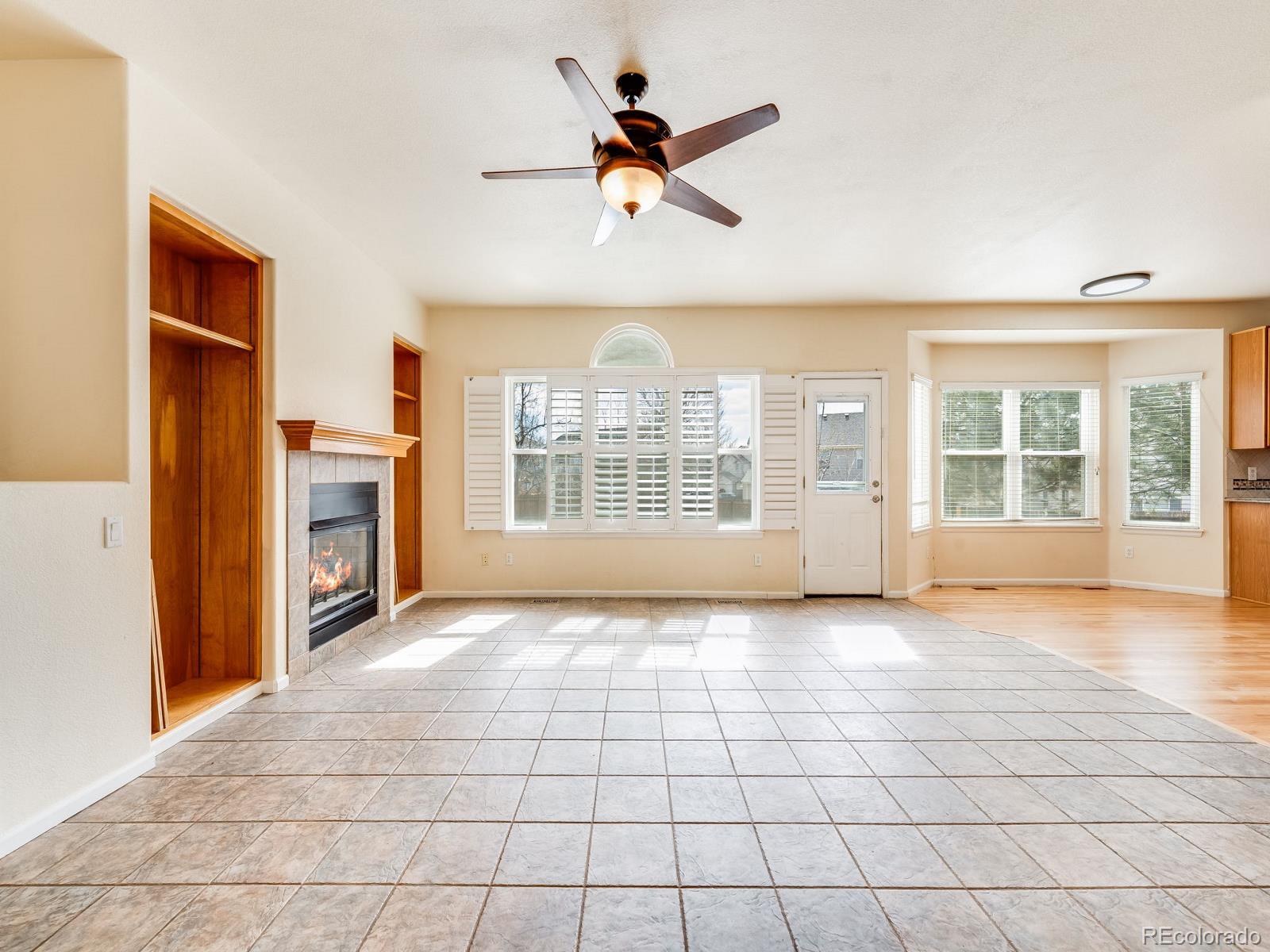 MLS Image #11 for 18338 e powers place,centennial, Colorado