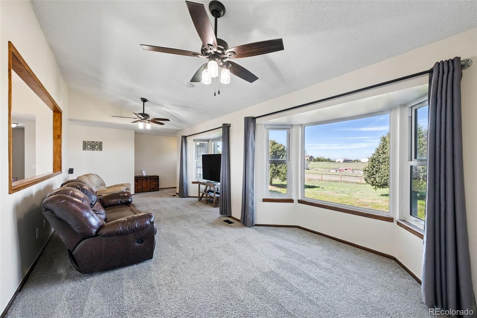 MLS Image #18 for 44011  morning star court,elizabeth, Colorado