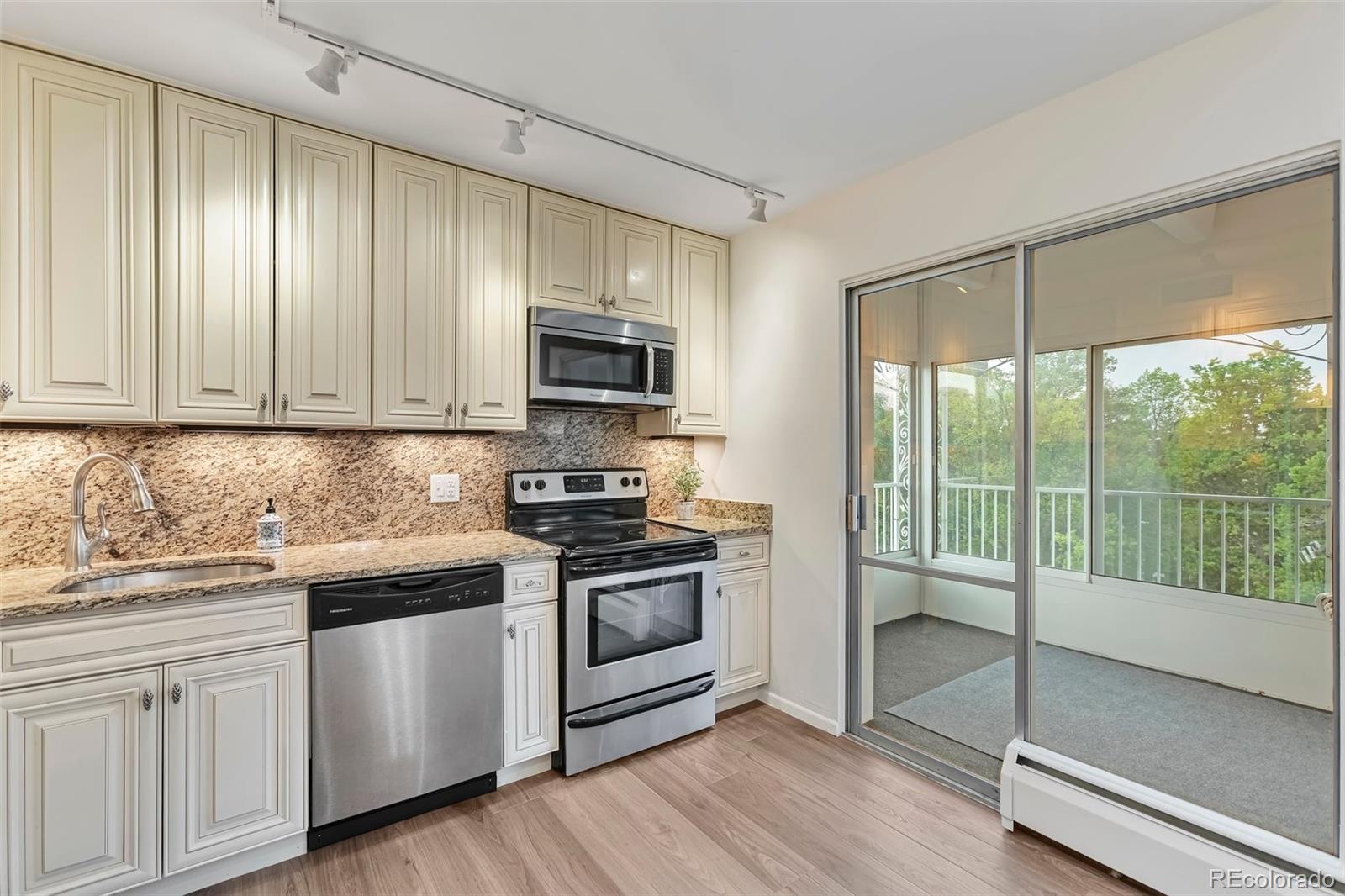 MLS Image #11 for 1200 n humboldt street 604,denver, Colorado
