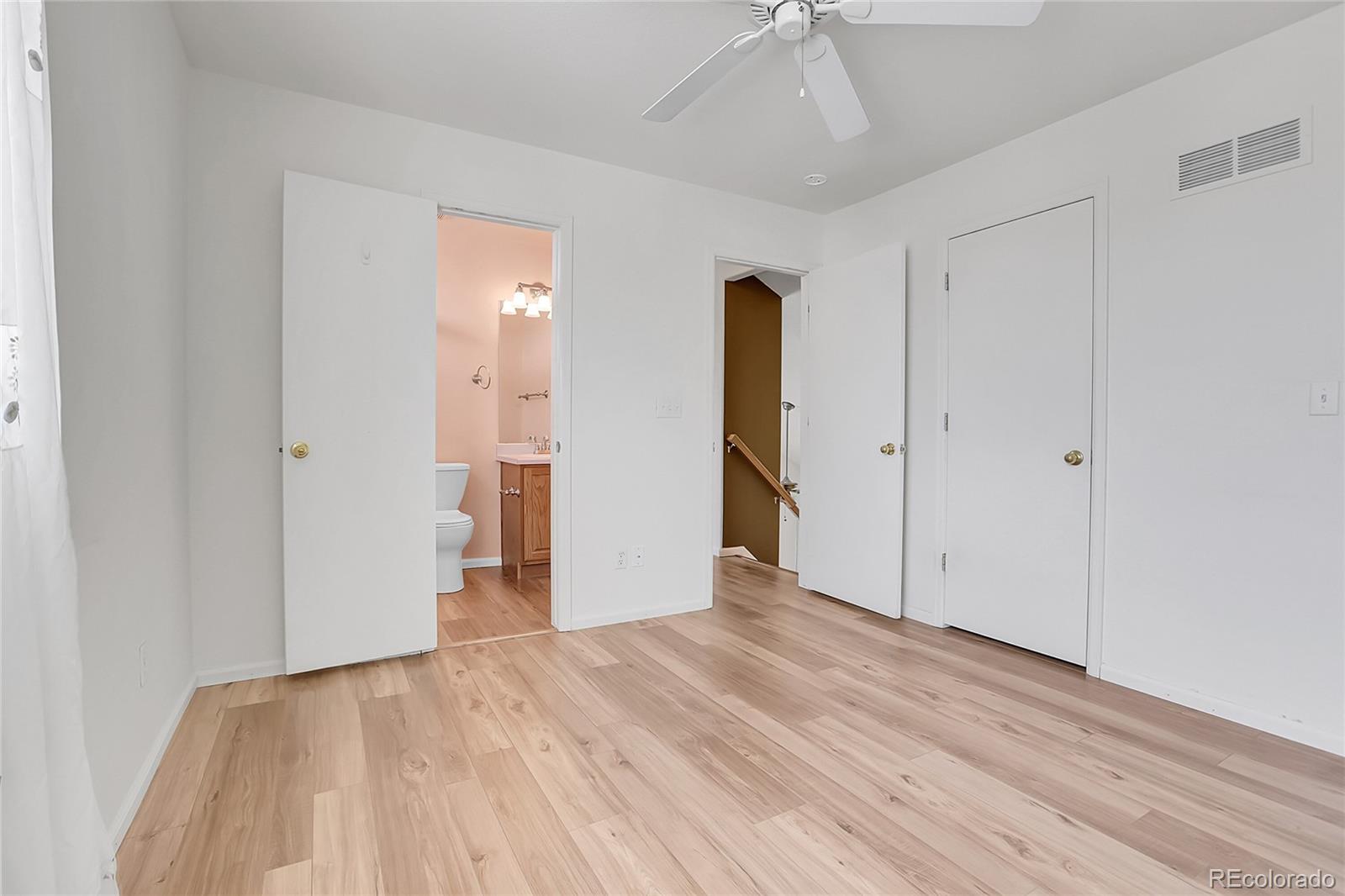 MLS Image #19 for 20764 e 47th avenue,denver, Colorado