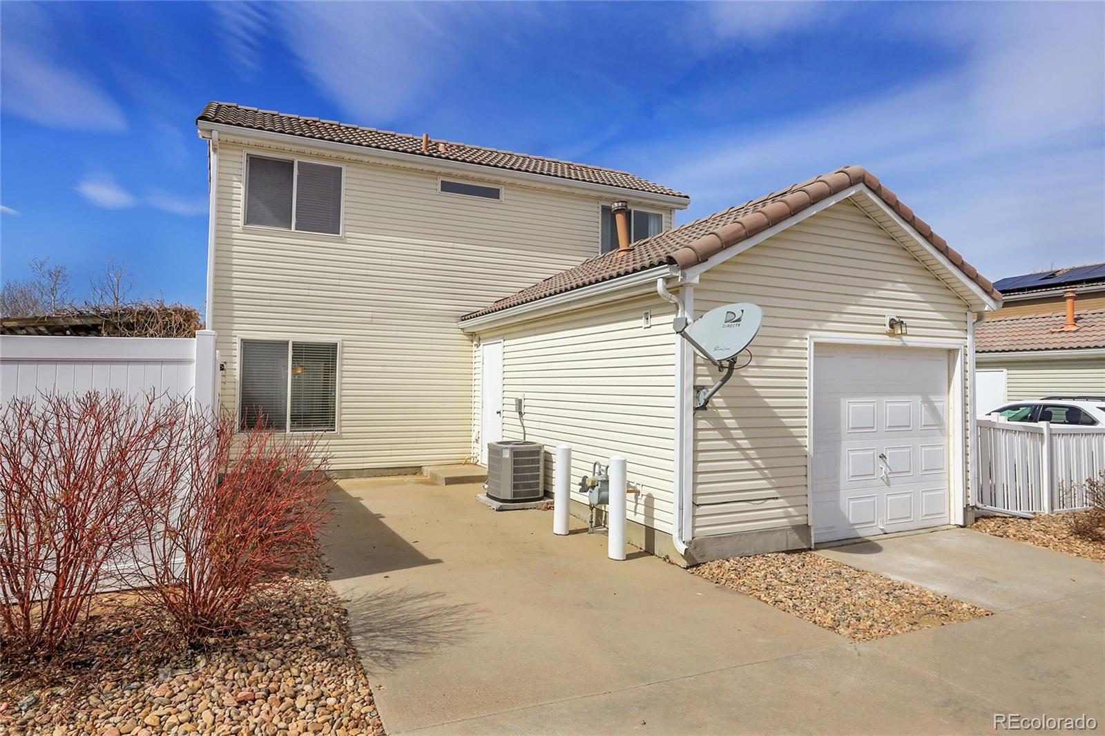 MLS Image #30 for 20764 e 47th avenue,denver, Colorado