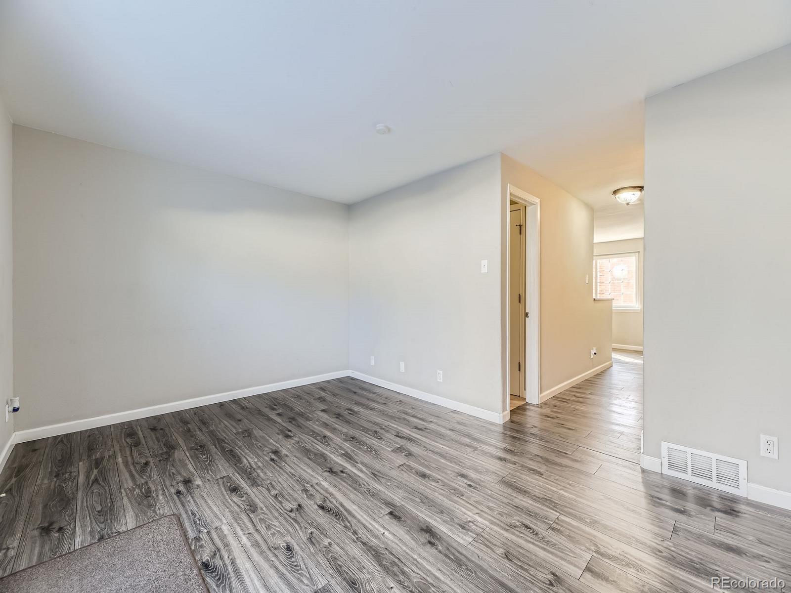 MLS Image #4 for 14006 e utah circle,aurora, Colorado