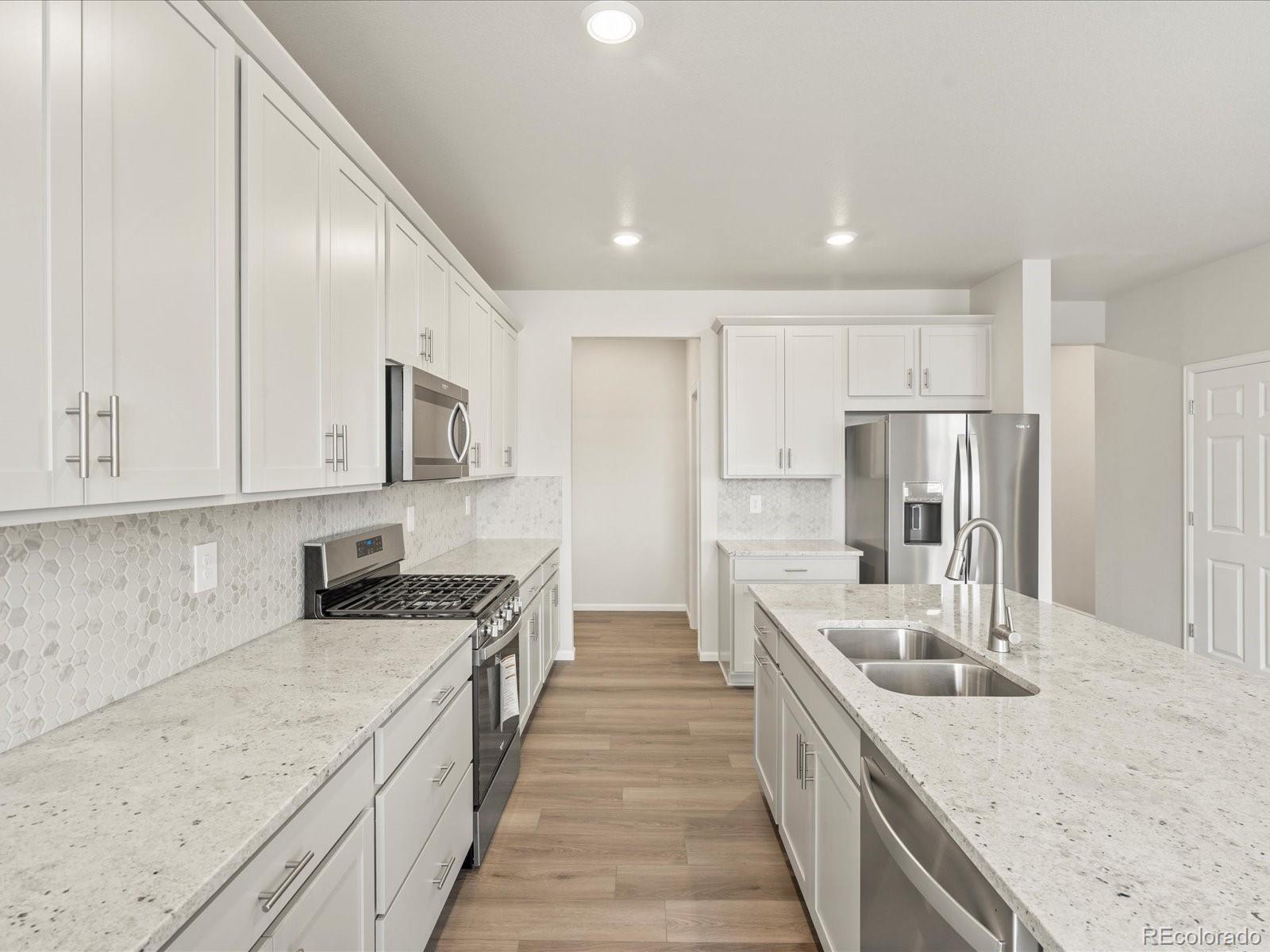 MLS Image #11 for 1945 s coolidge way,aurora, Colorado