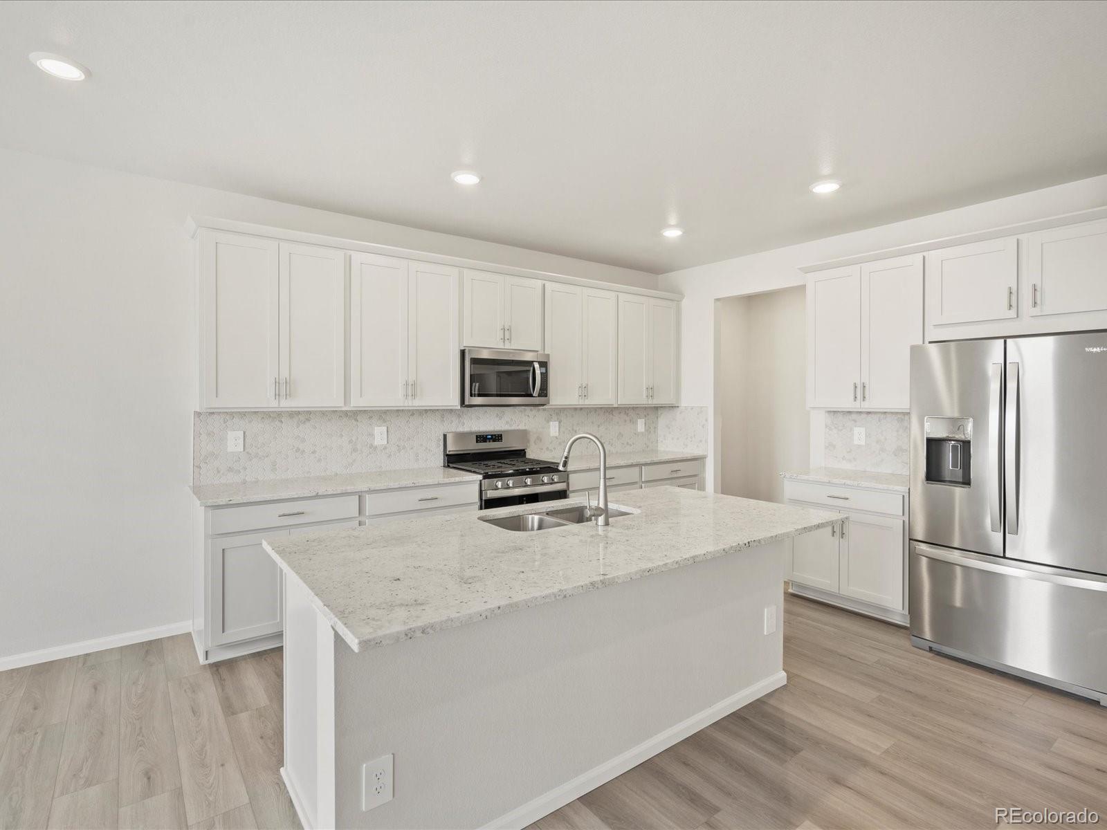 MLS Image #14 for 1945 s coolidge way,aurora, Colorado