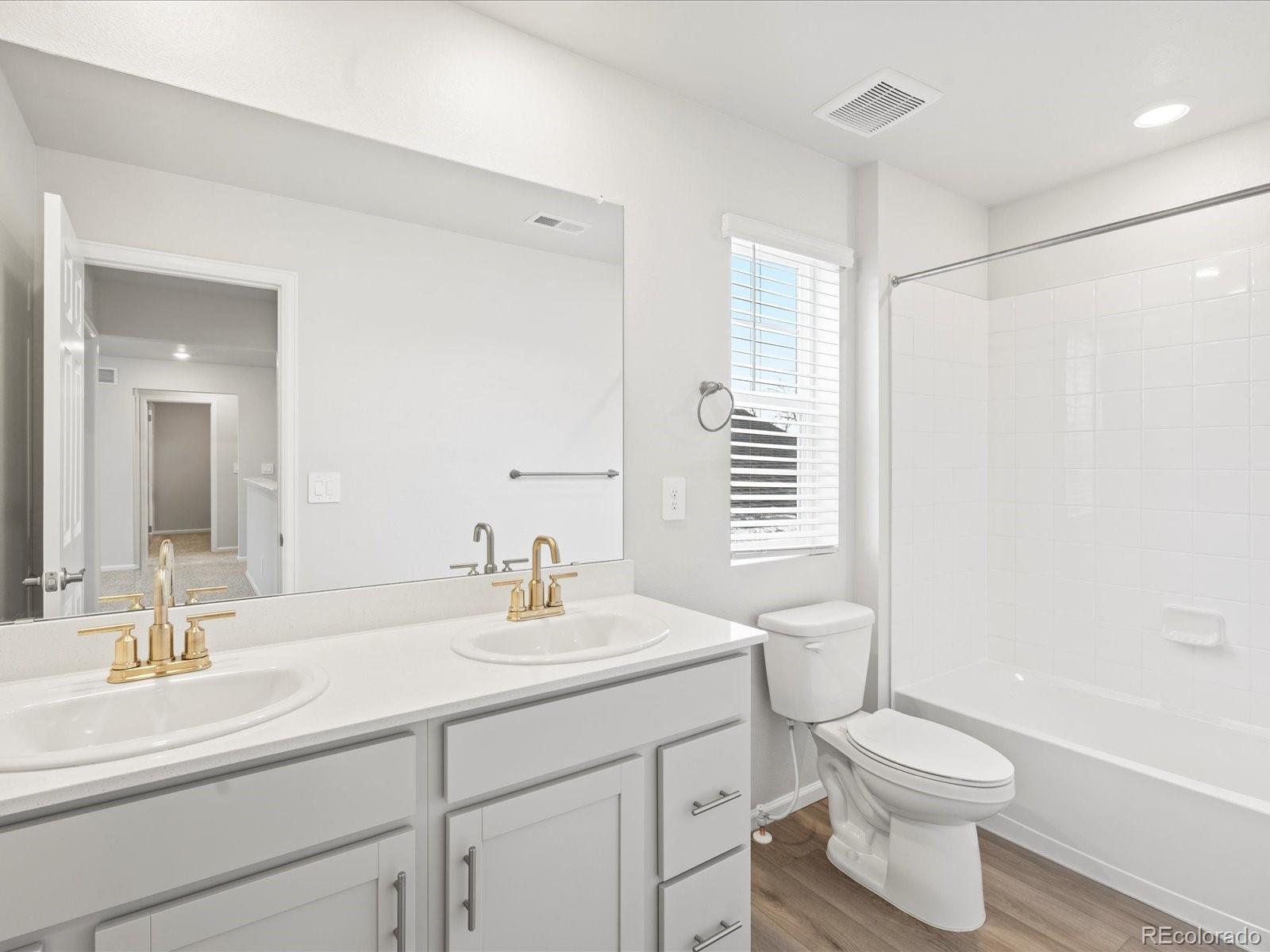 MLS Image #24 for 1945 s coolidge way,aurora, Colorado