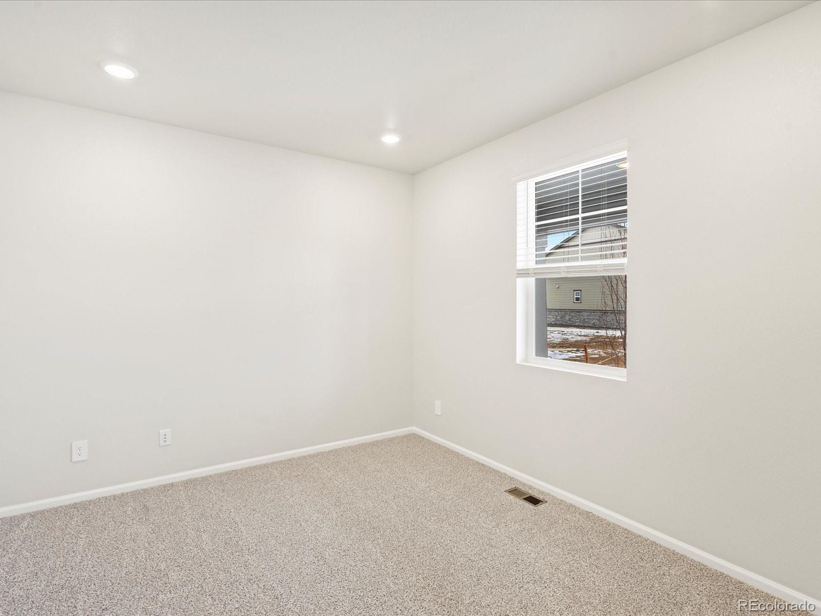 MLS Image #3 for 1945 s coolidge way,aurora, Colorado