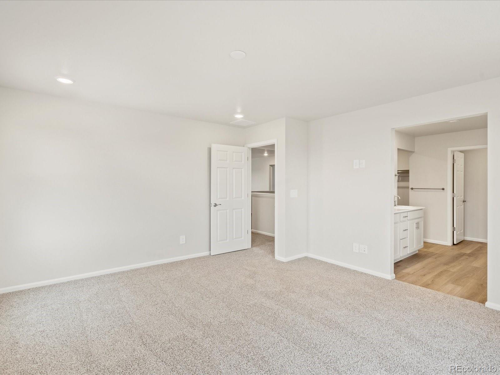MLS Image #32 for 1945 s coolidge way,aurora, Colorado
