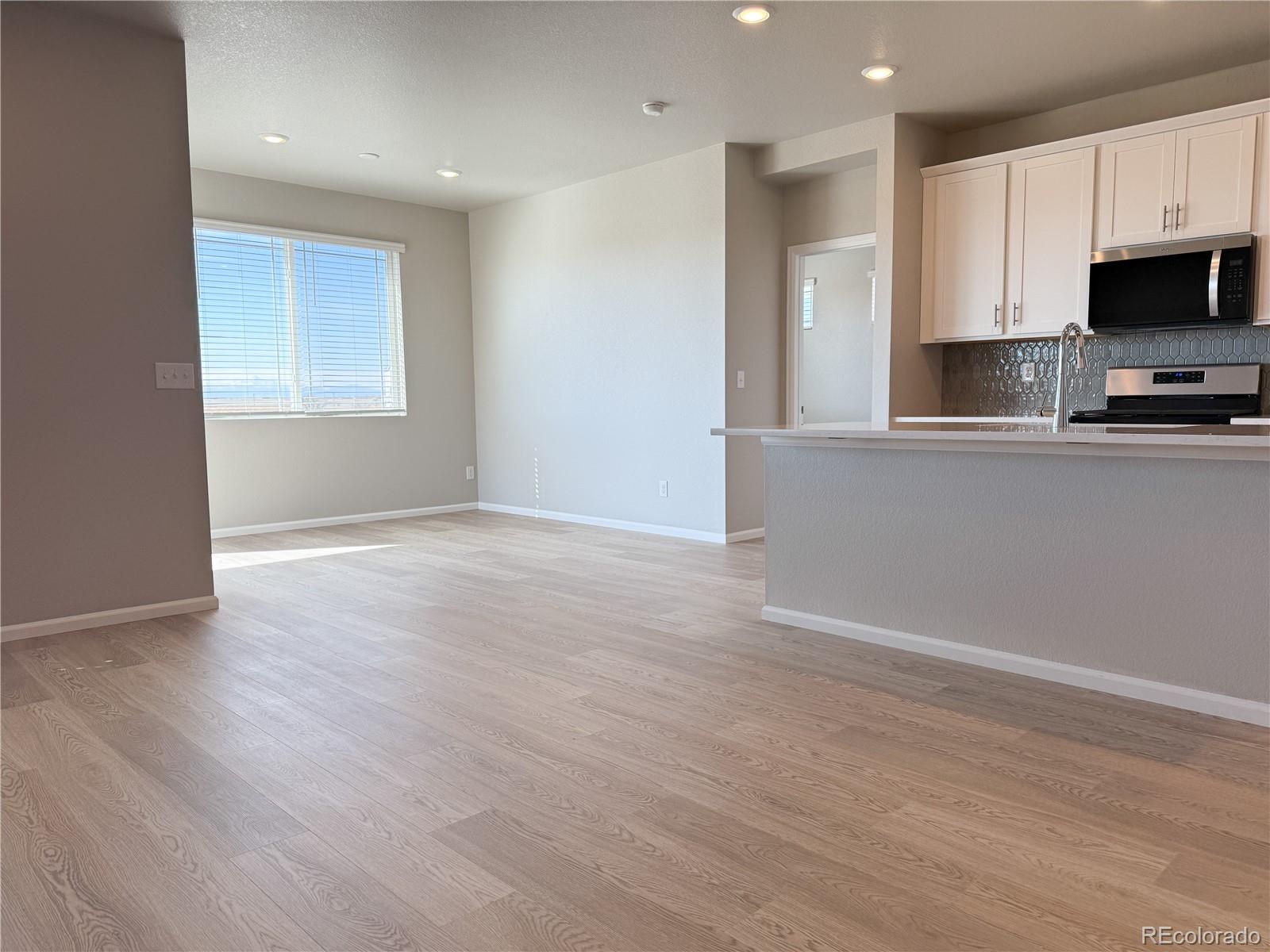 MLS Image #20 for 8945  rifle street,commerce city, Colorado