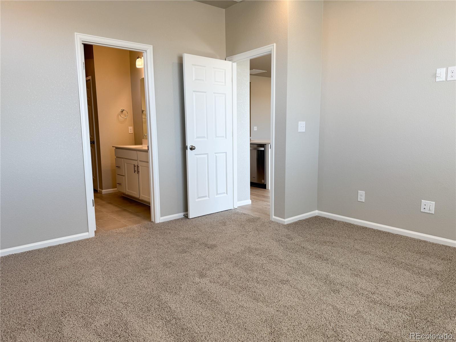 MLS Image #21 for 8945  rifle street,commerce city, Colorado