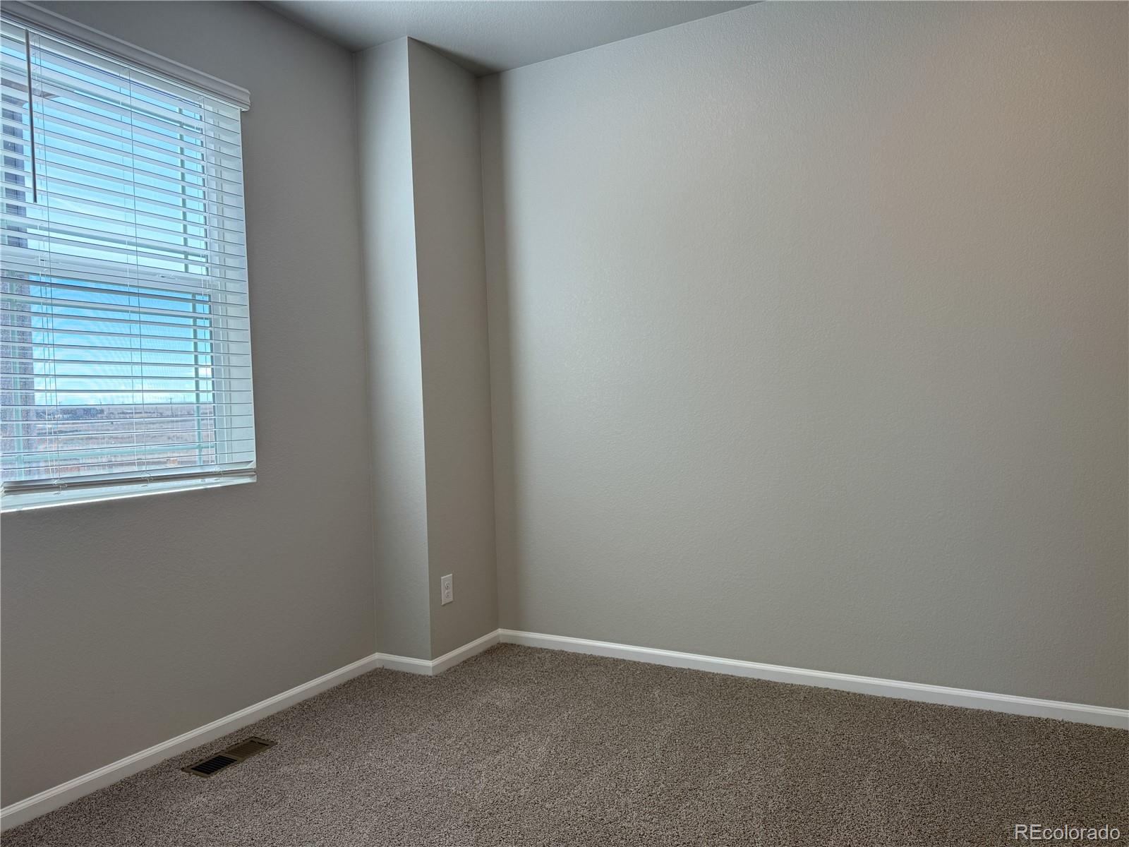MLS Image #7 for 8945  rifle street,commerce city, Colorado