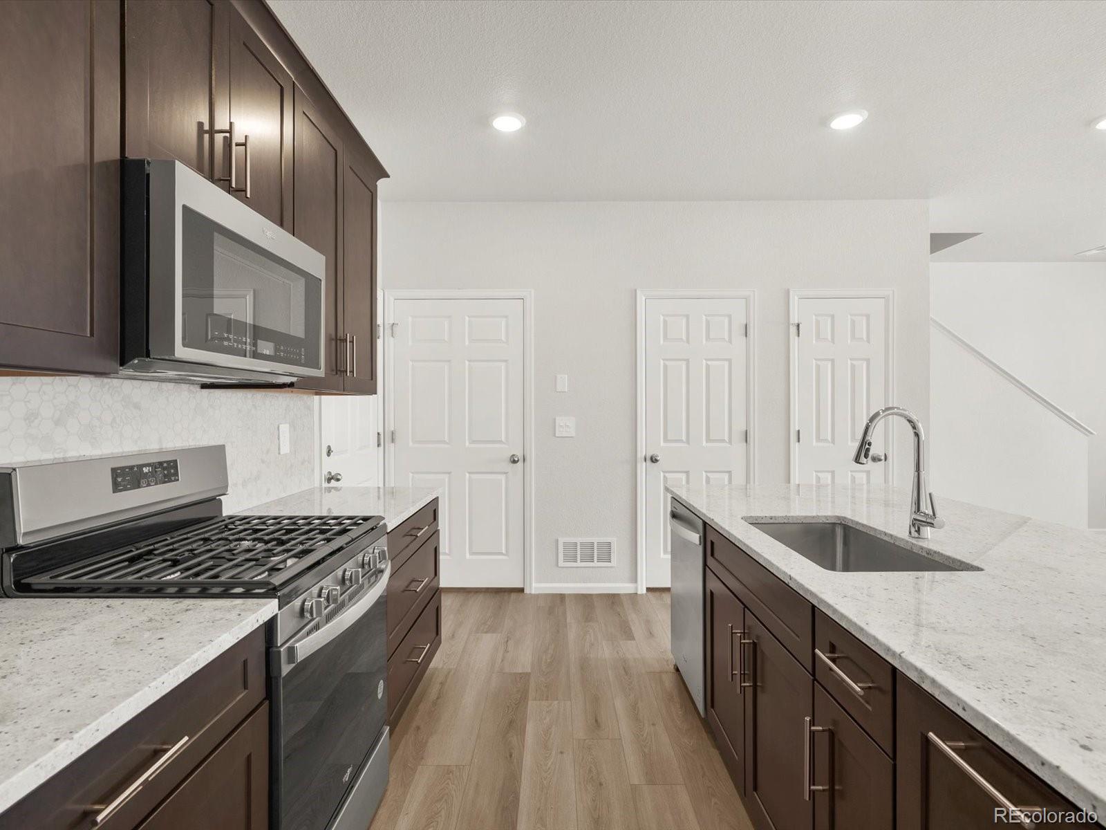 MLS Image #10 for 6534 n malaya street,aurora, Colorado