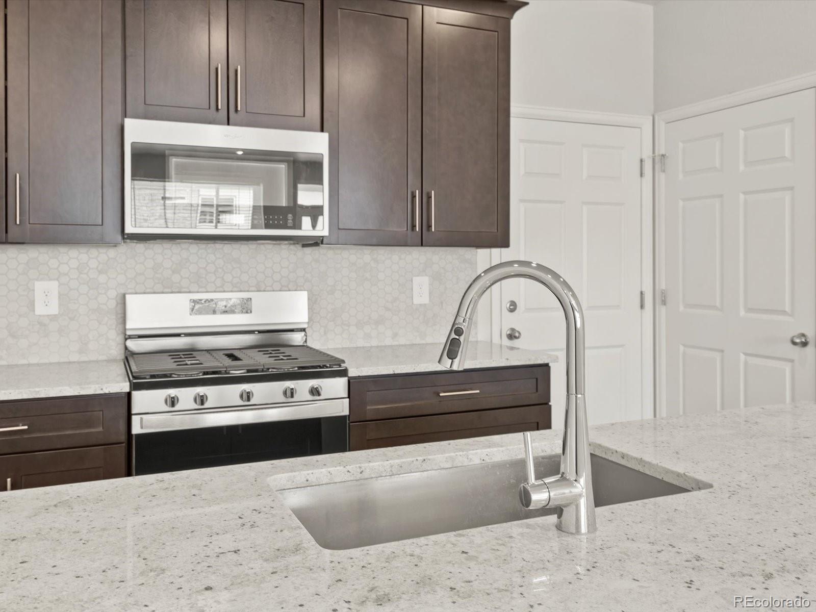 MLS Image #15 for 6534 n malaya street,aurora, Colorado