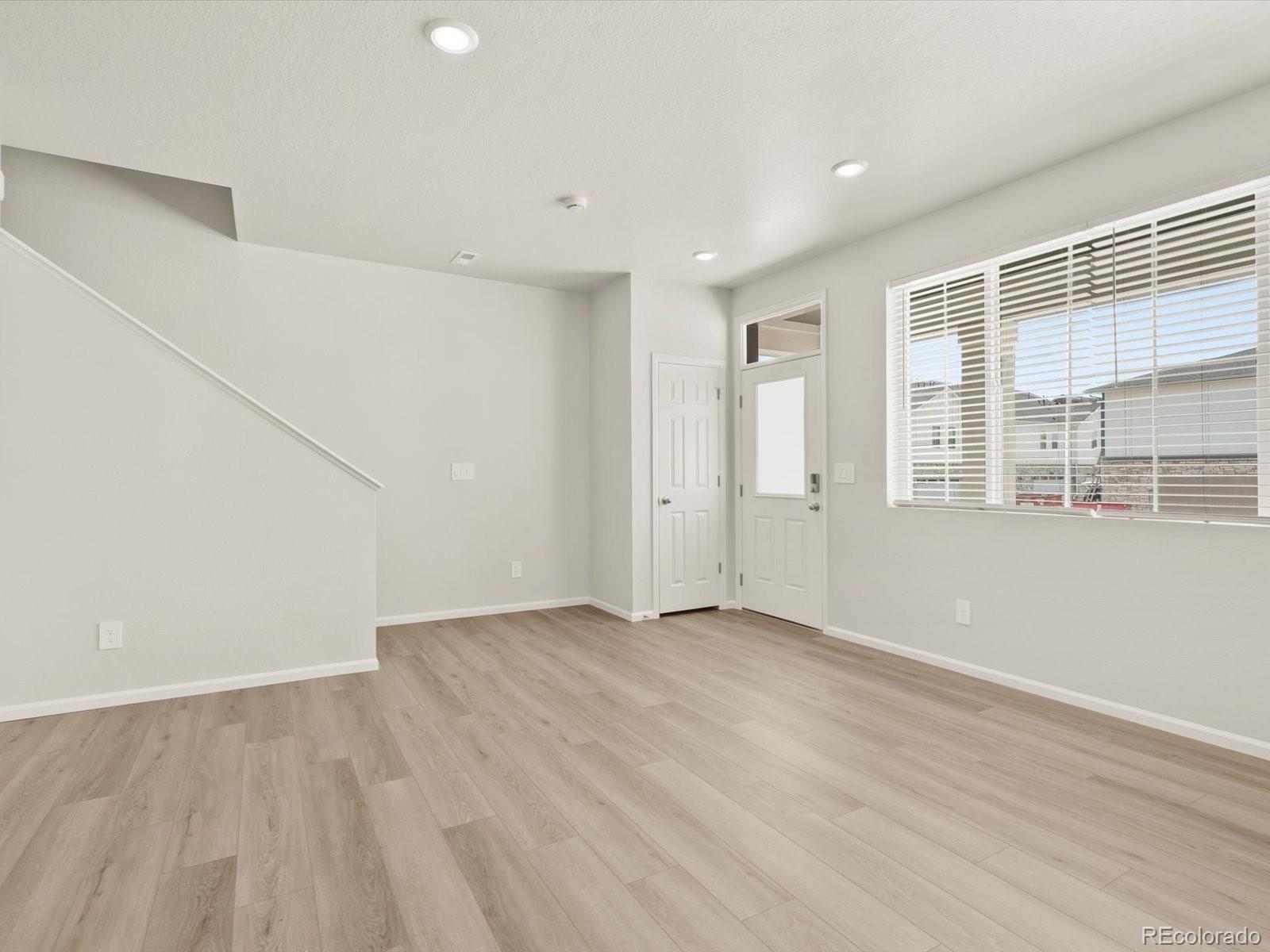 MLS Image #4 for 6534 n malaya street,aurora, Colorado