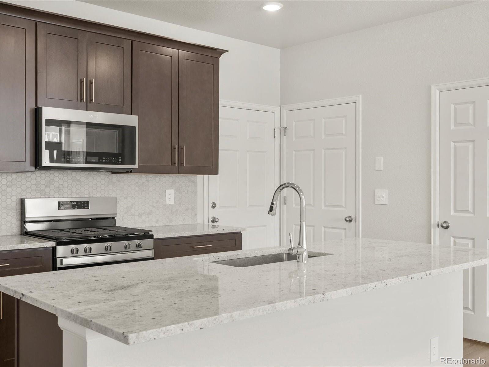 MLS Image #8 for 6534 n malaya street,aurora, Colorado