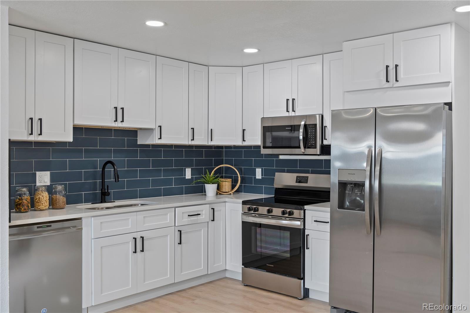 MLS Image #5 for 7830  ladore street,commerce city, Colorado