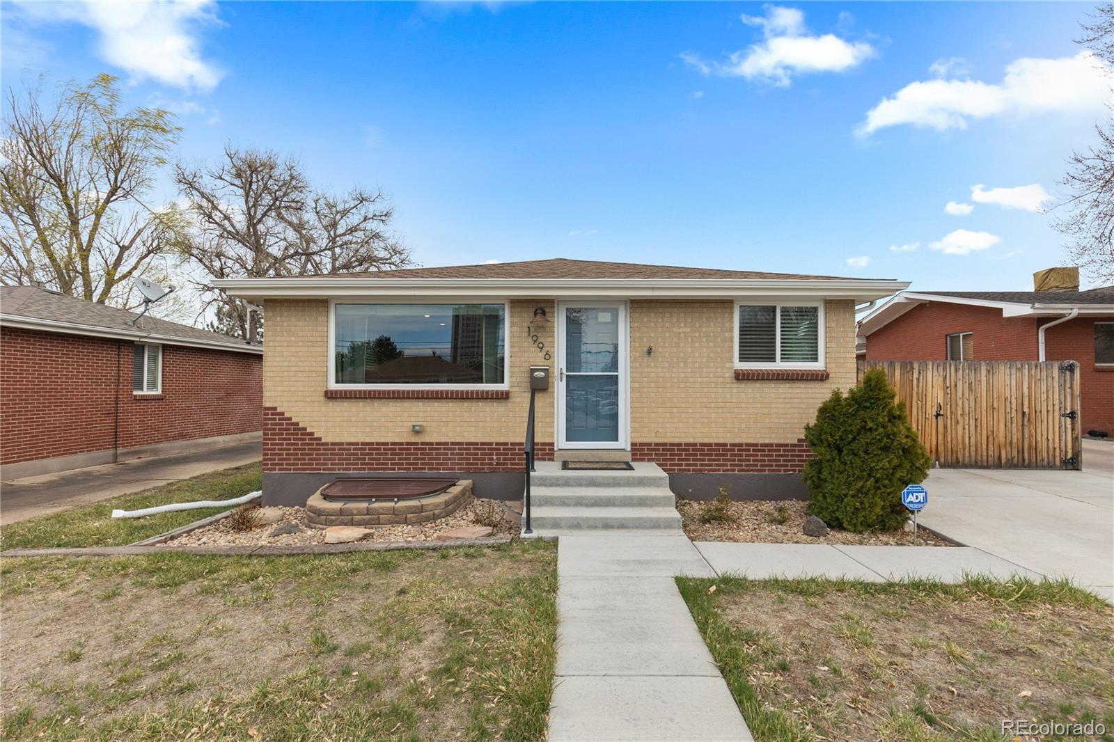 MLS Image #2 for 1996 s dexter street,denver, Colorado
