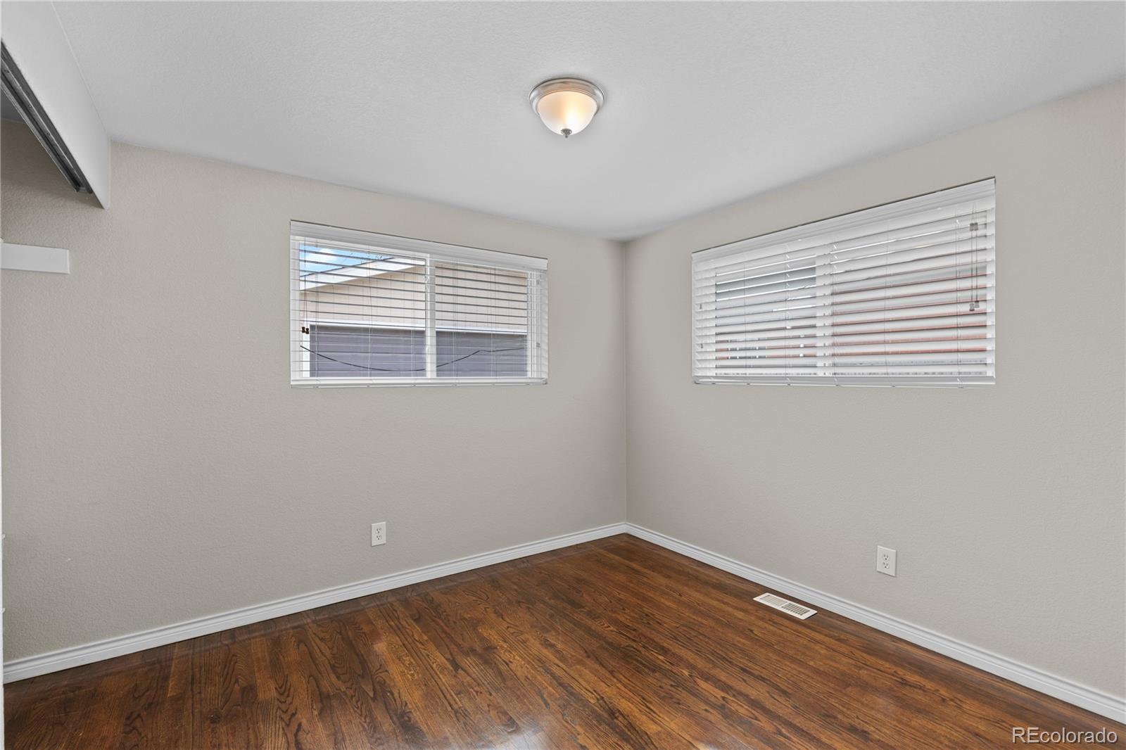 MLS Image #22 for 1996 s dexter street,denver, Colorado