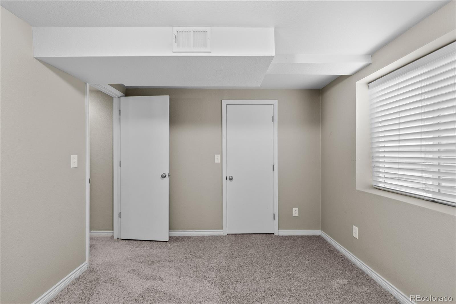 MLS Image #34 for 1996 s dexter street,denver, Colorado