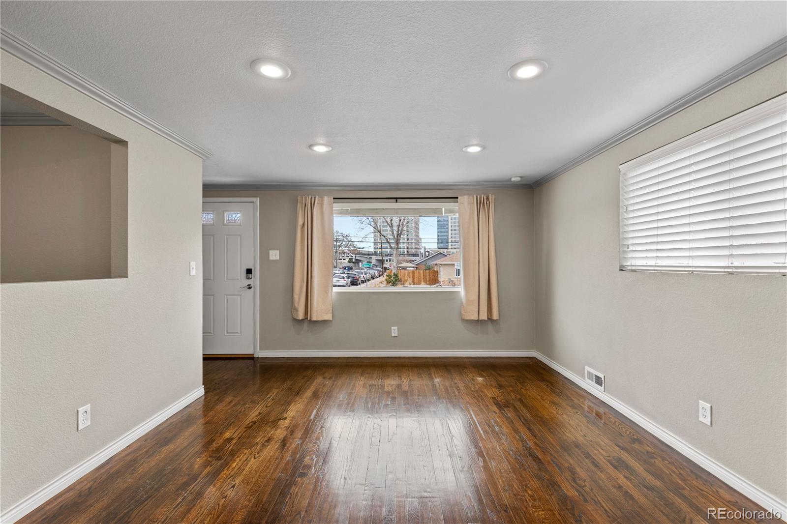 MLS Image #5 for 1996 s dexter street,denver, Colorado