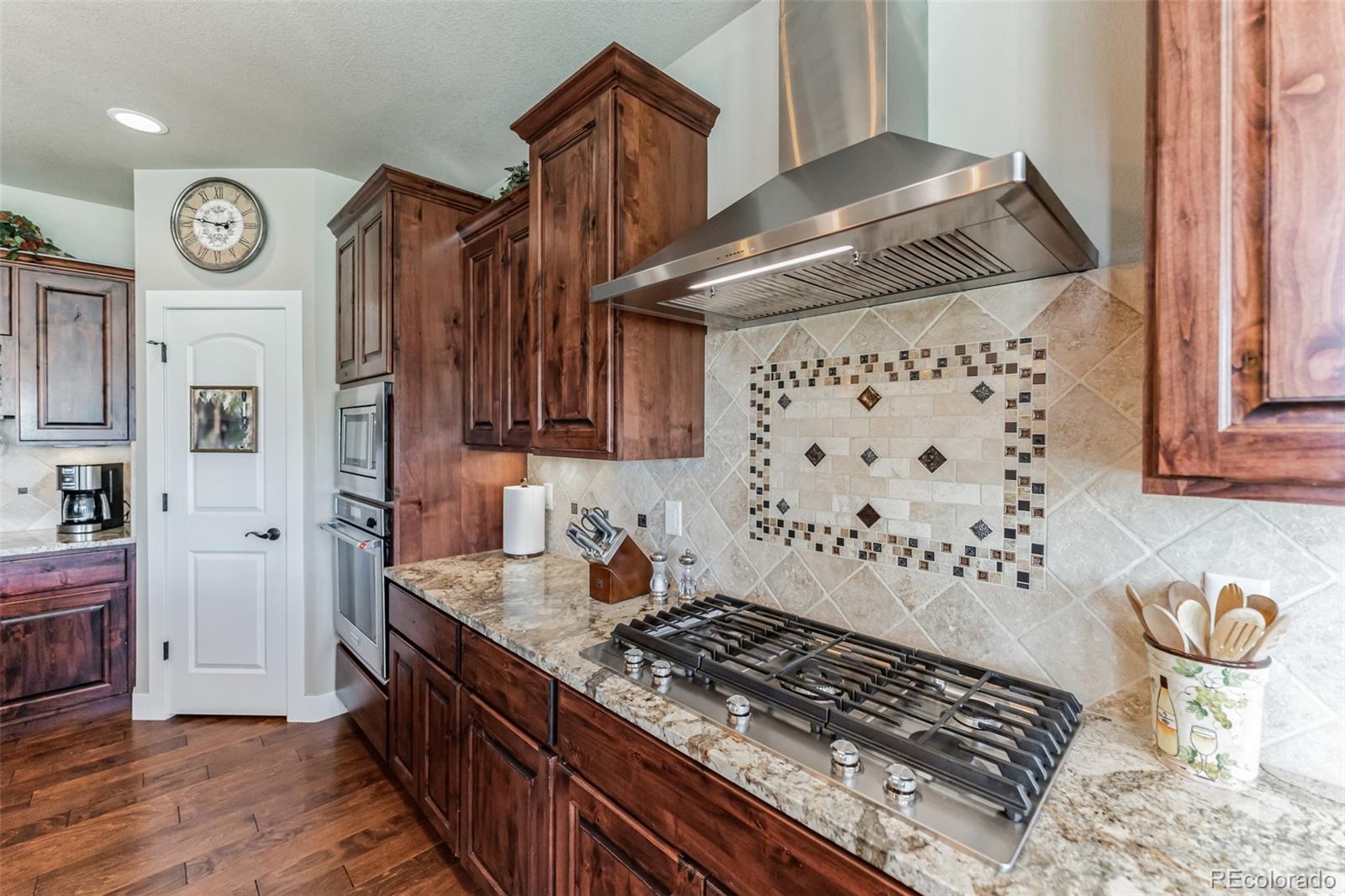 MLS Image #5 for 6710  valderrama court,windsor, Colorado