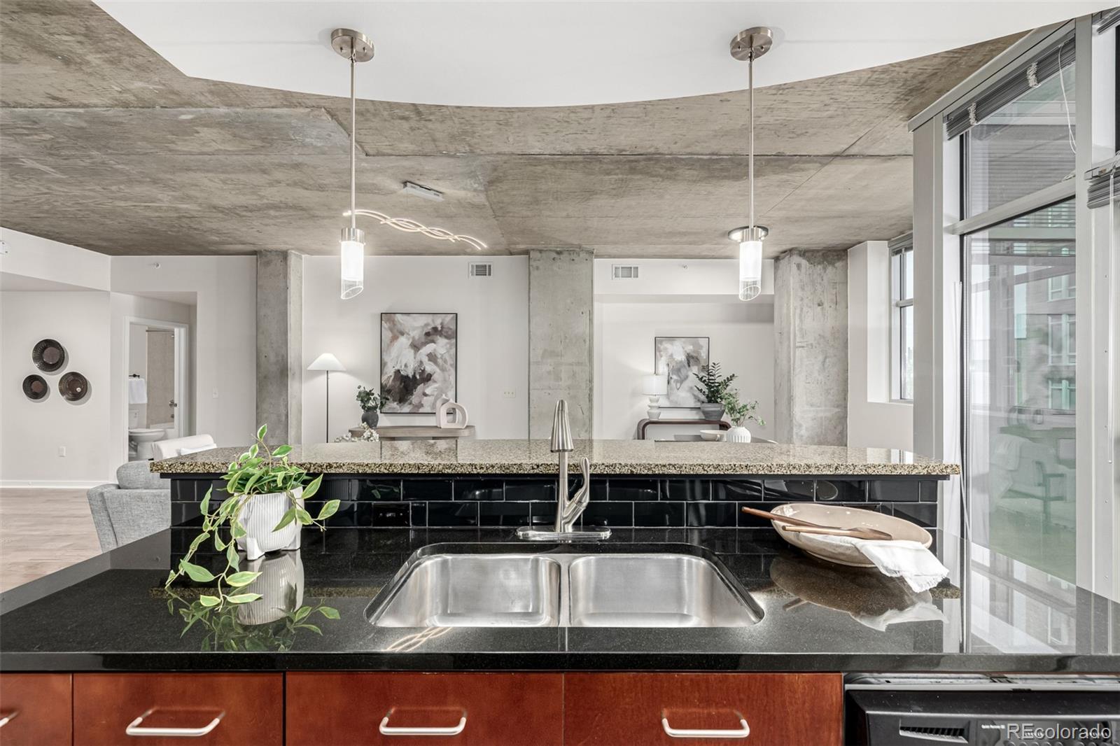 MLS Image #11 for 1700  bassett street,denver, Colorado