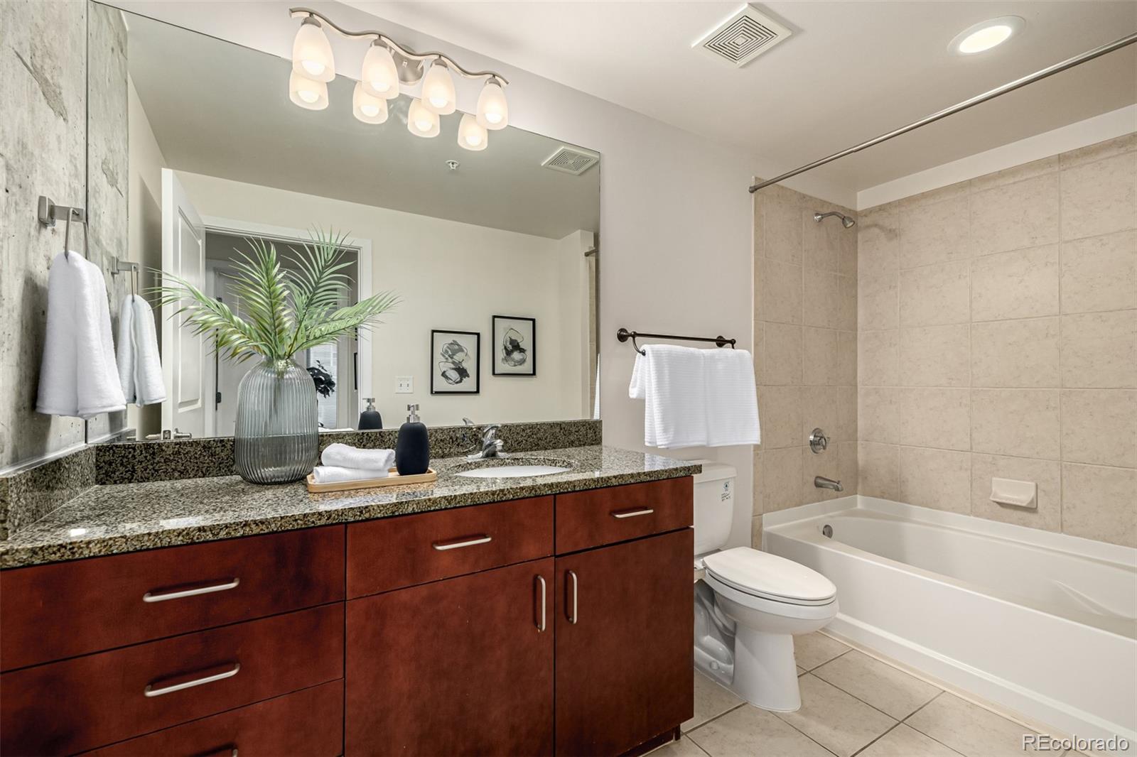 MLS Image #15 for 1700  bassett street,denver, Colorado