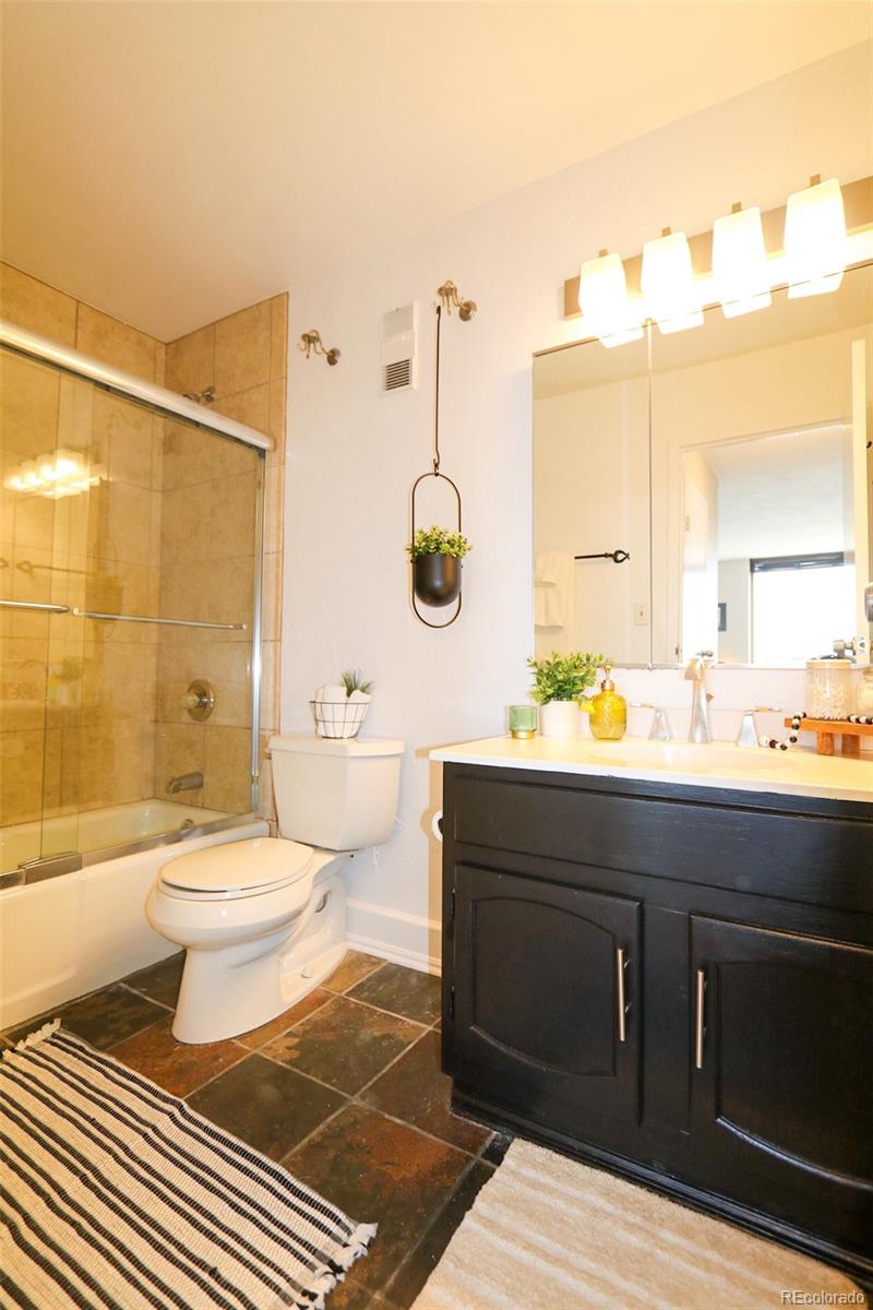 MLS Image #11 for 1625  larimer street,denver, Colorado