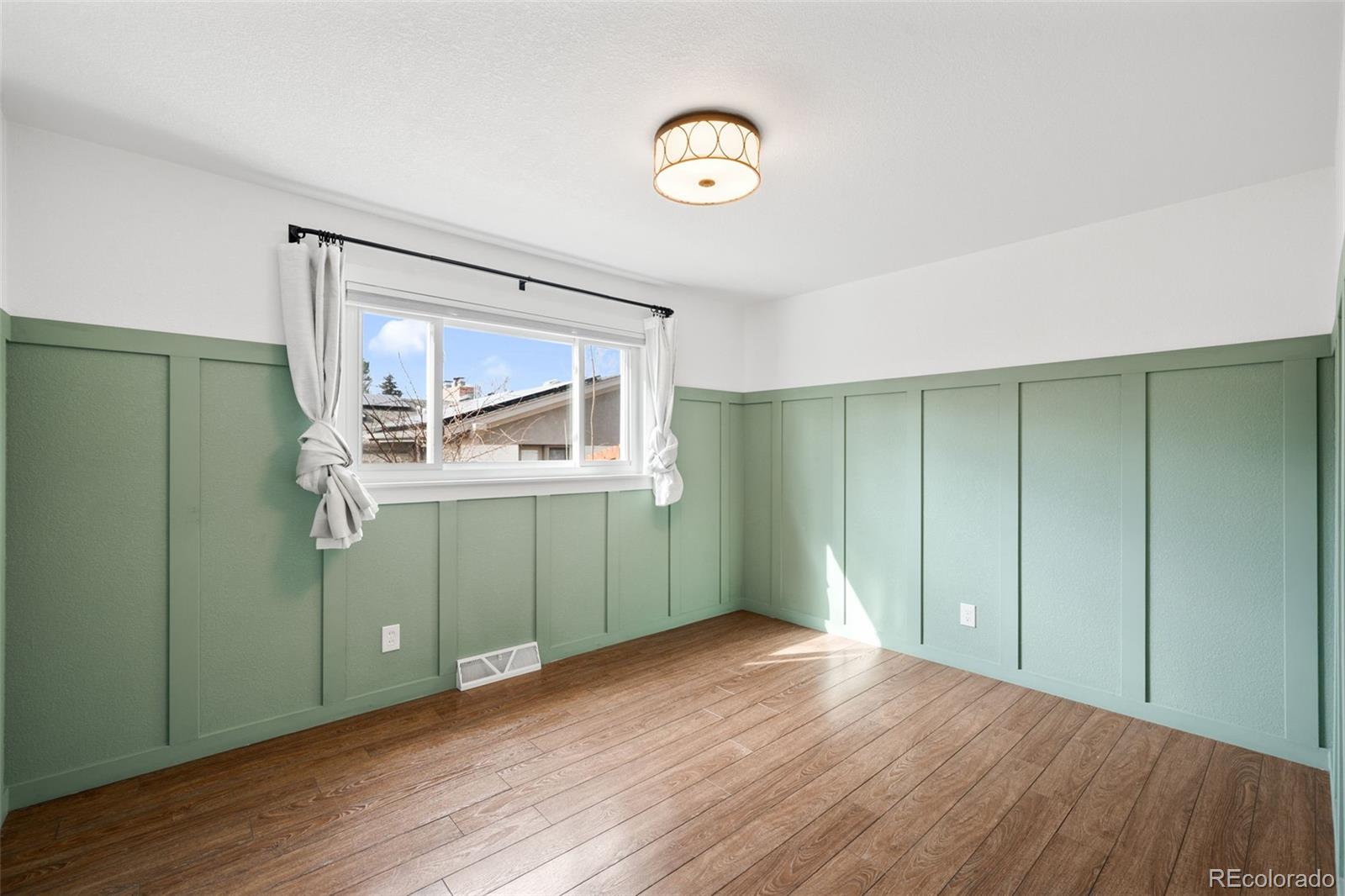 MLS Image #17 for 2000  willow lane,lakewood, Colorado