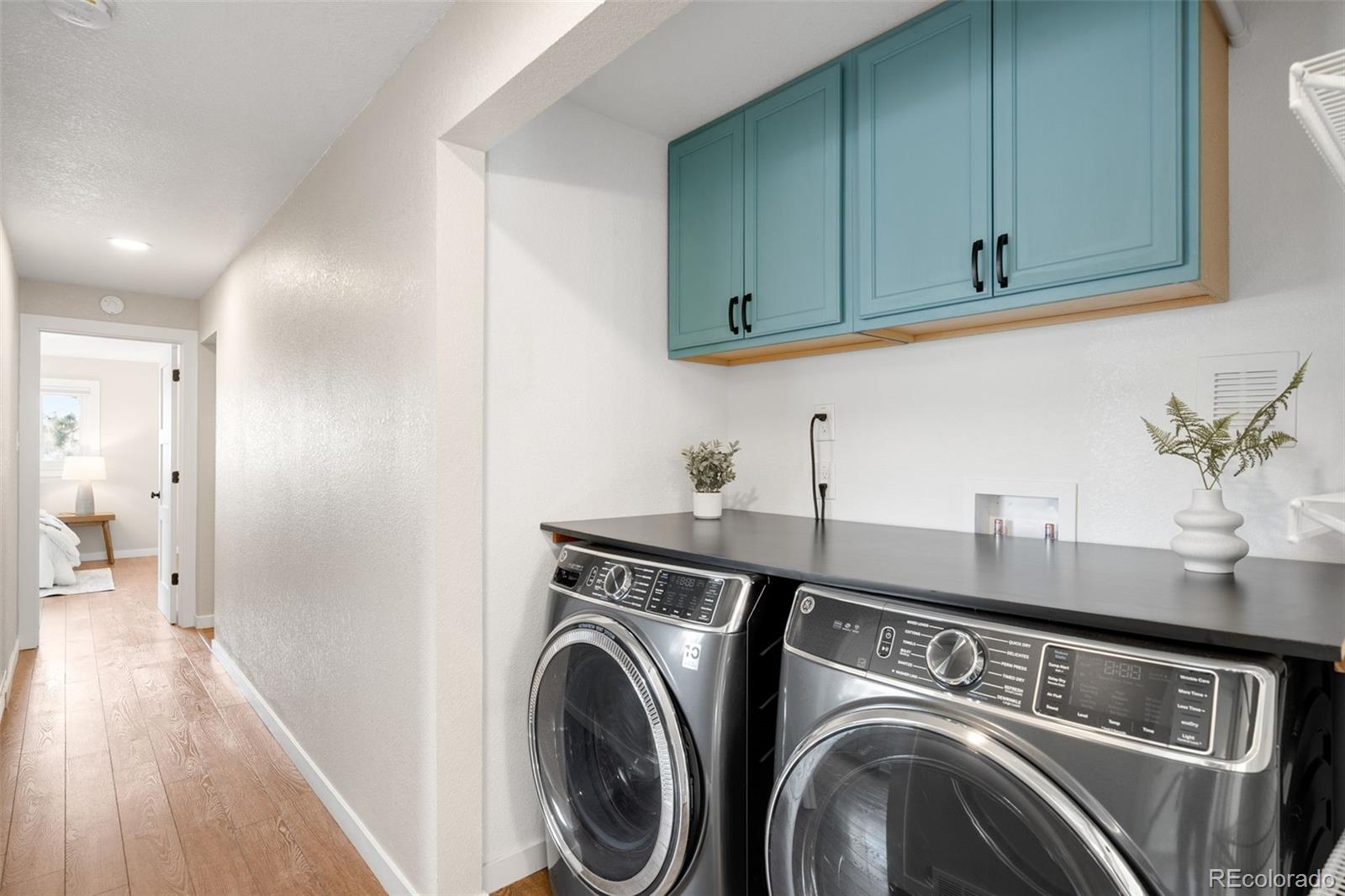 MLS Image #18 for 2000  willow lane,lakewood, Colorado