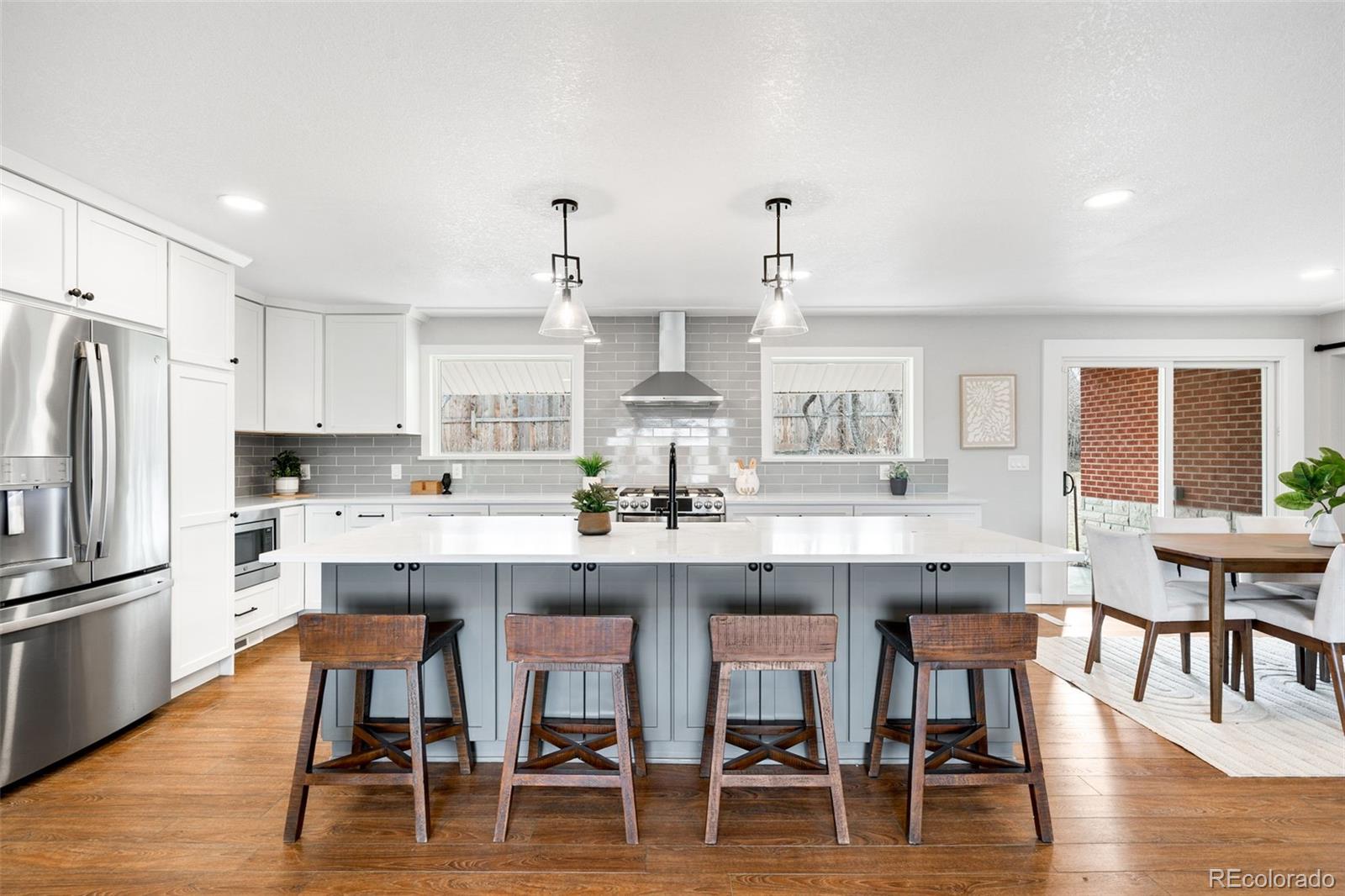 MLS Image #4 for 2000  willow lane,lakewood, Colorado