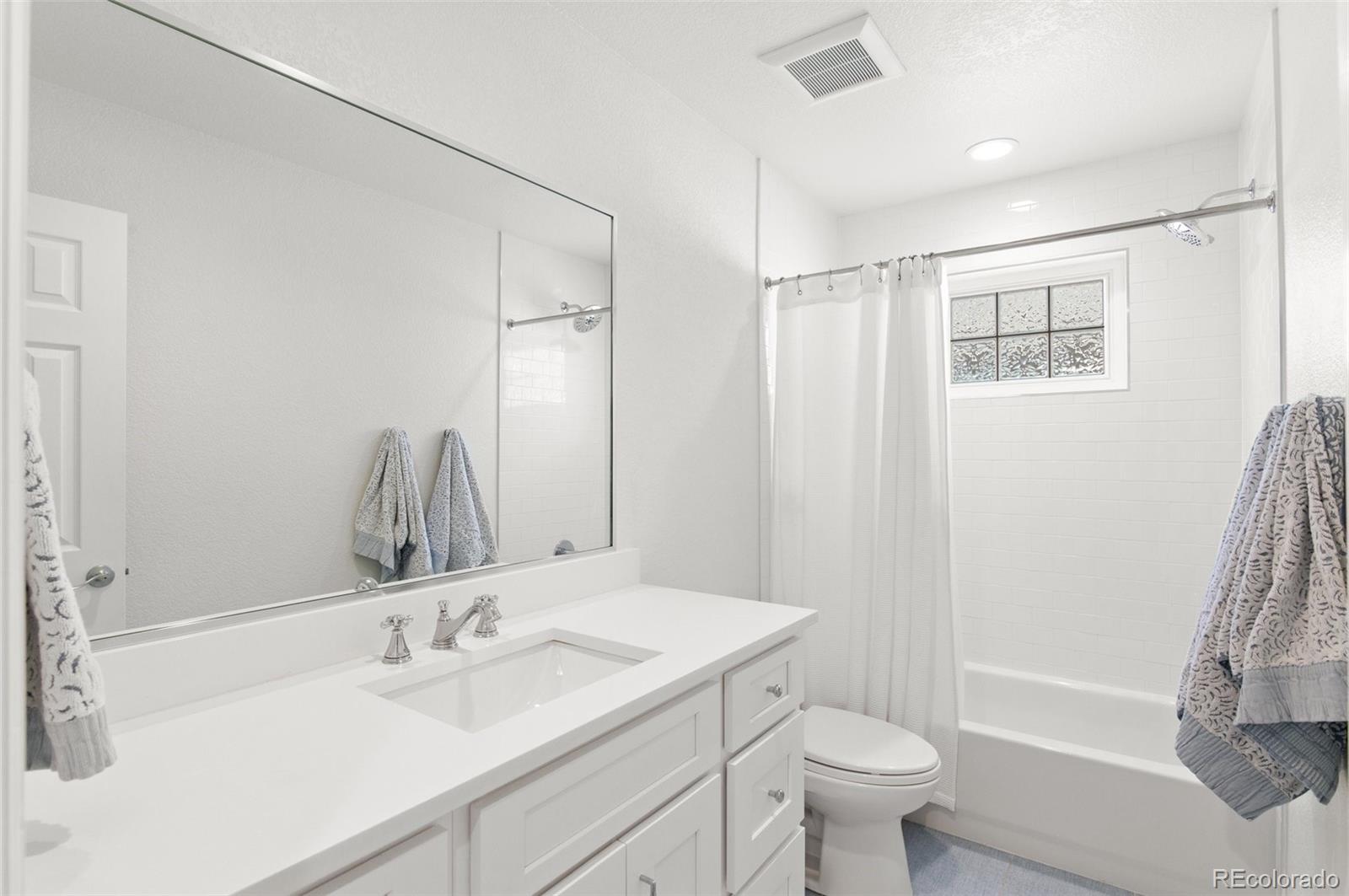 MLS Image #27 for 11989 e lake circle,greenwood village, Colorado