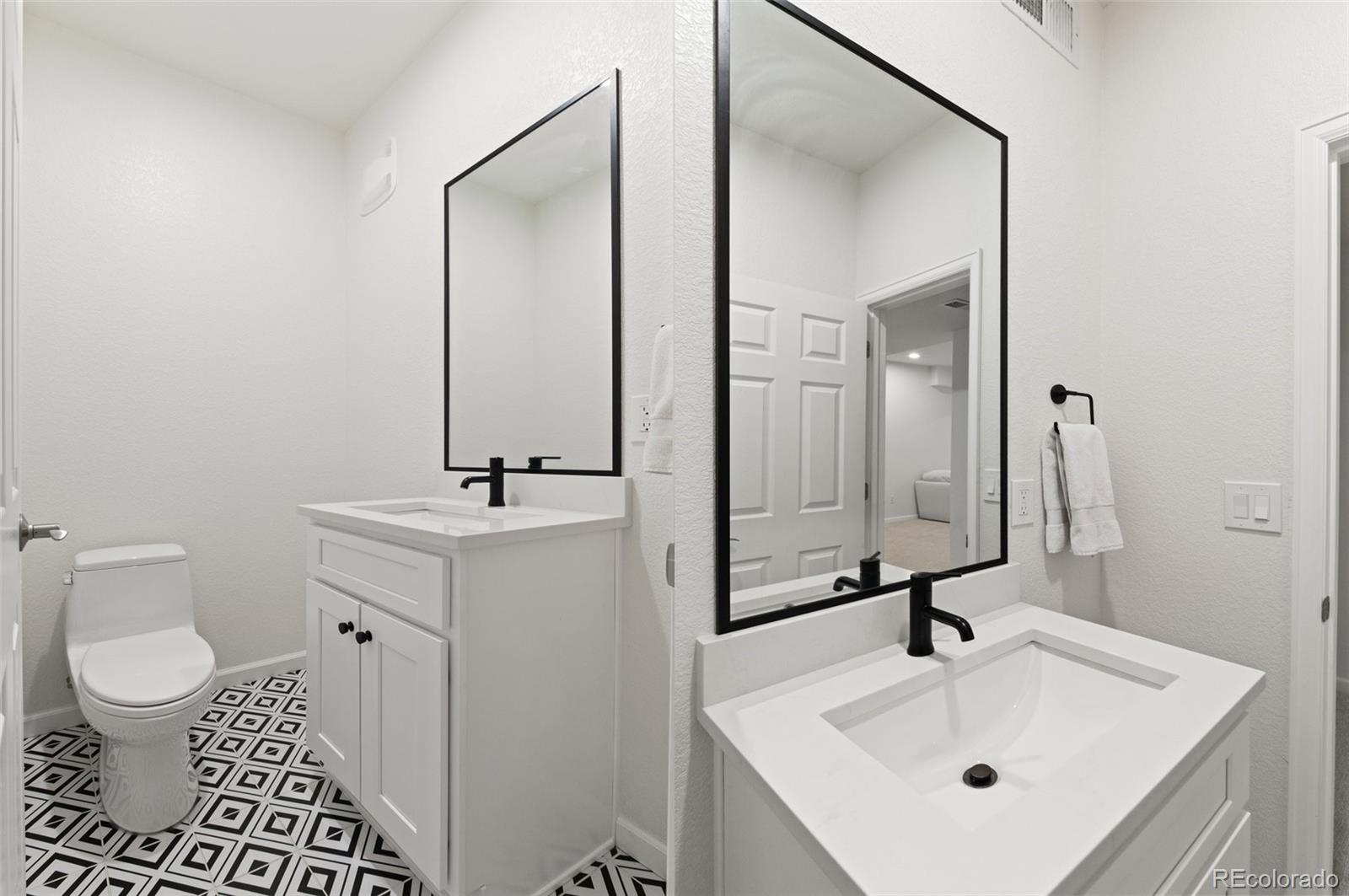 MLS Image #35 for 11989 e lake circle,greenwood village, Colorado