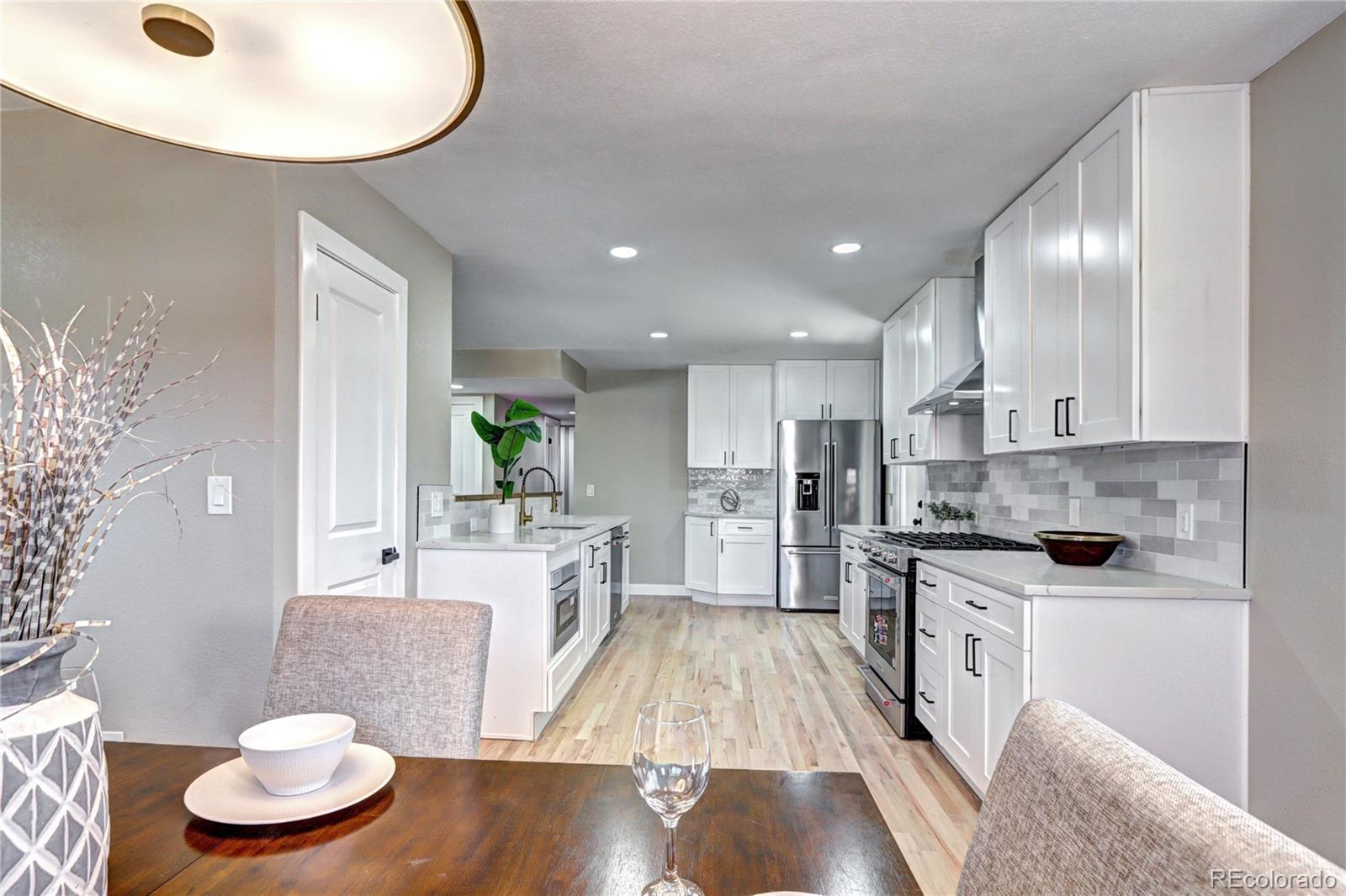 MLS Image #16 for 507 s pontiac way,denver, Colorado