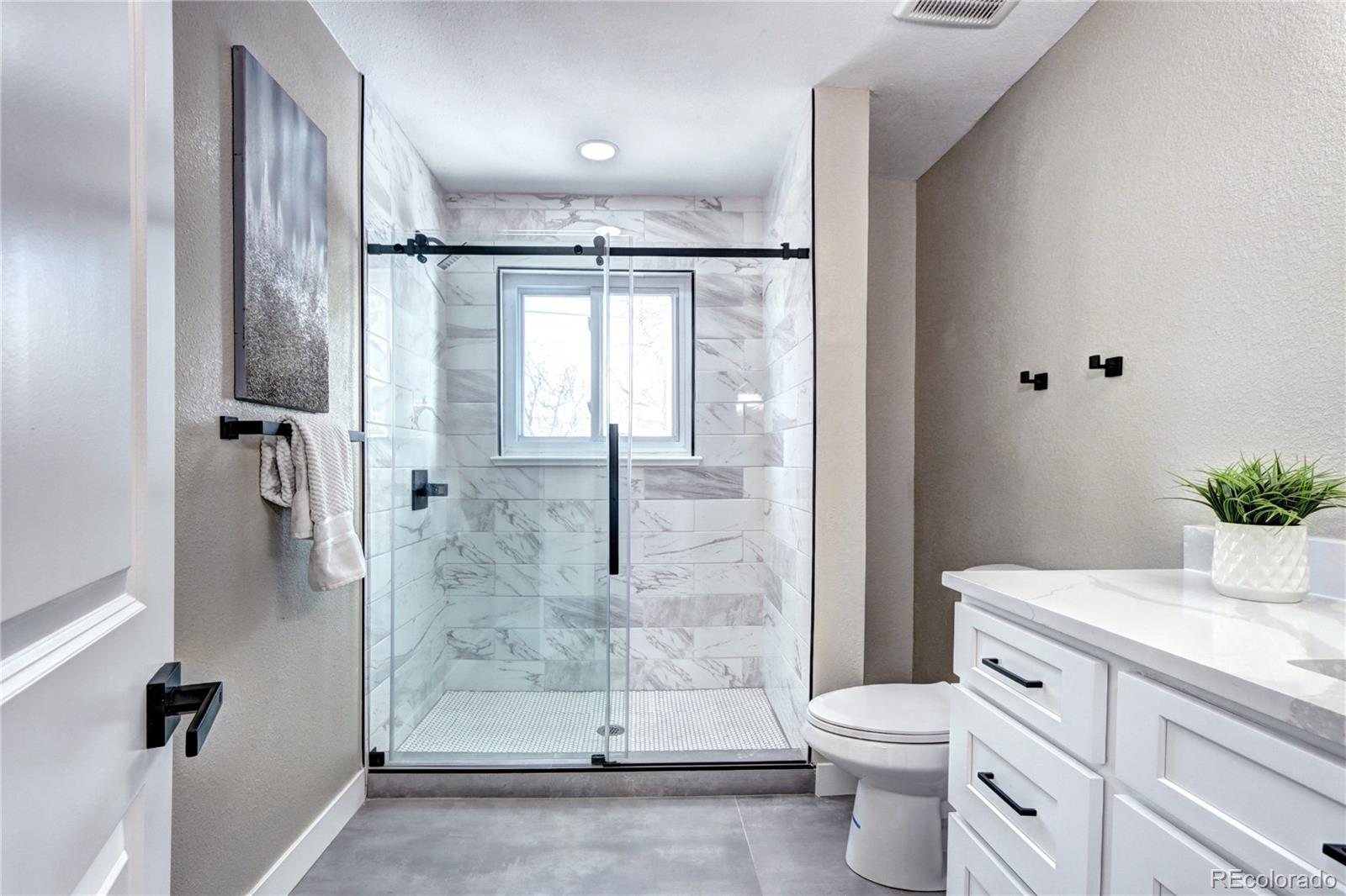 MLS Image #20 for 507 s pontiac way,denver, Colorado