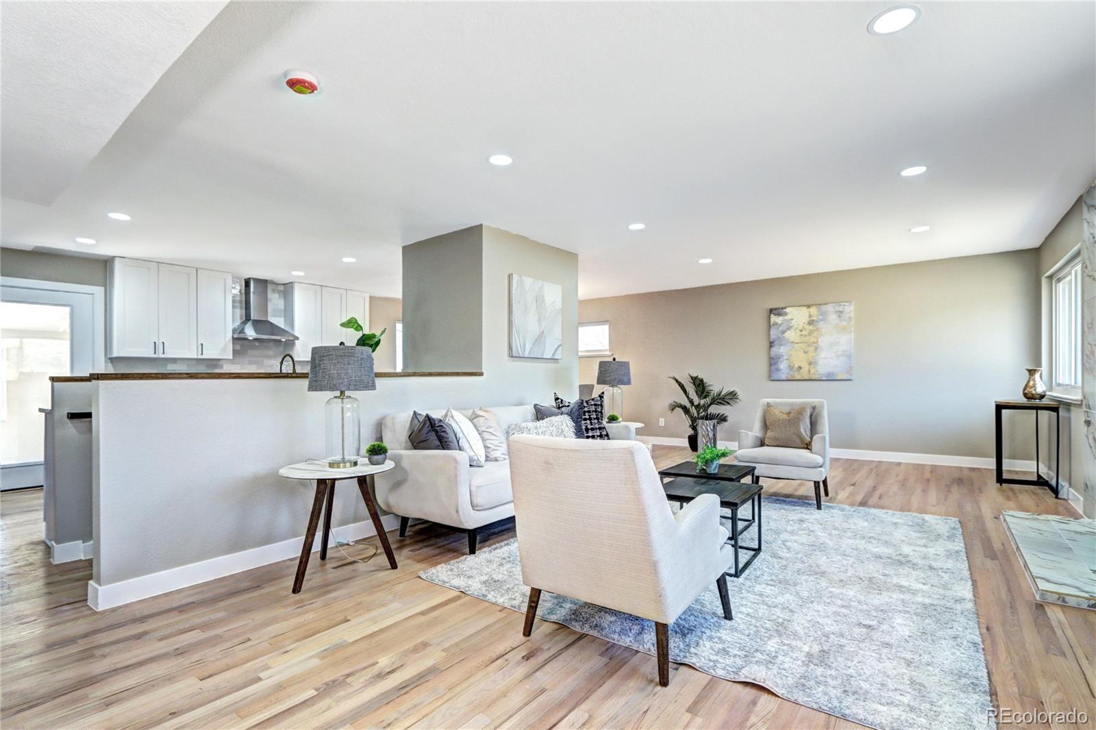 MLS Image #8 for 507 s pontiac way,denver, Colorado