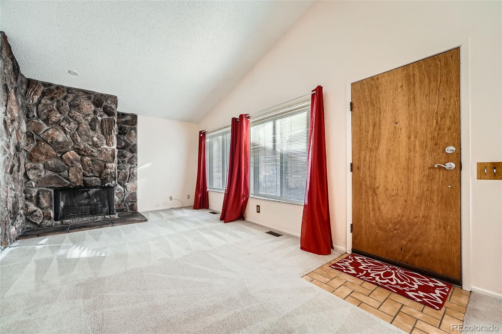 MLS Image #2 for 16036 e ithaca place,aurora, Colorado