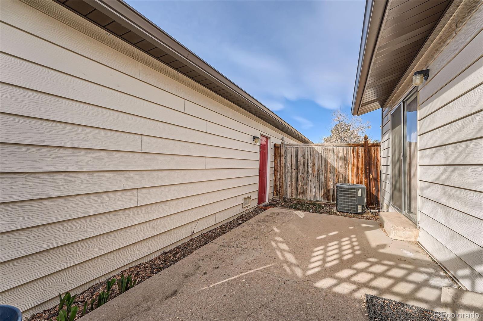 MLS Image #9 for 16036 e ithaca place,aurora, Colorado