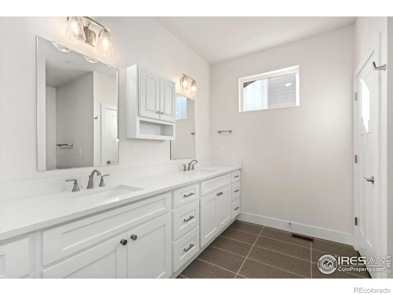 MLS Image #11 for 4125  24th st rd,greeley, Colorado