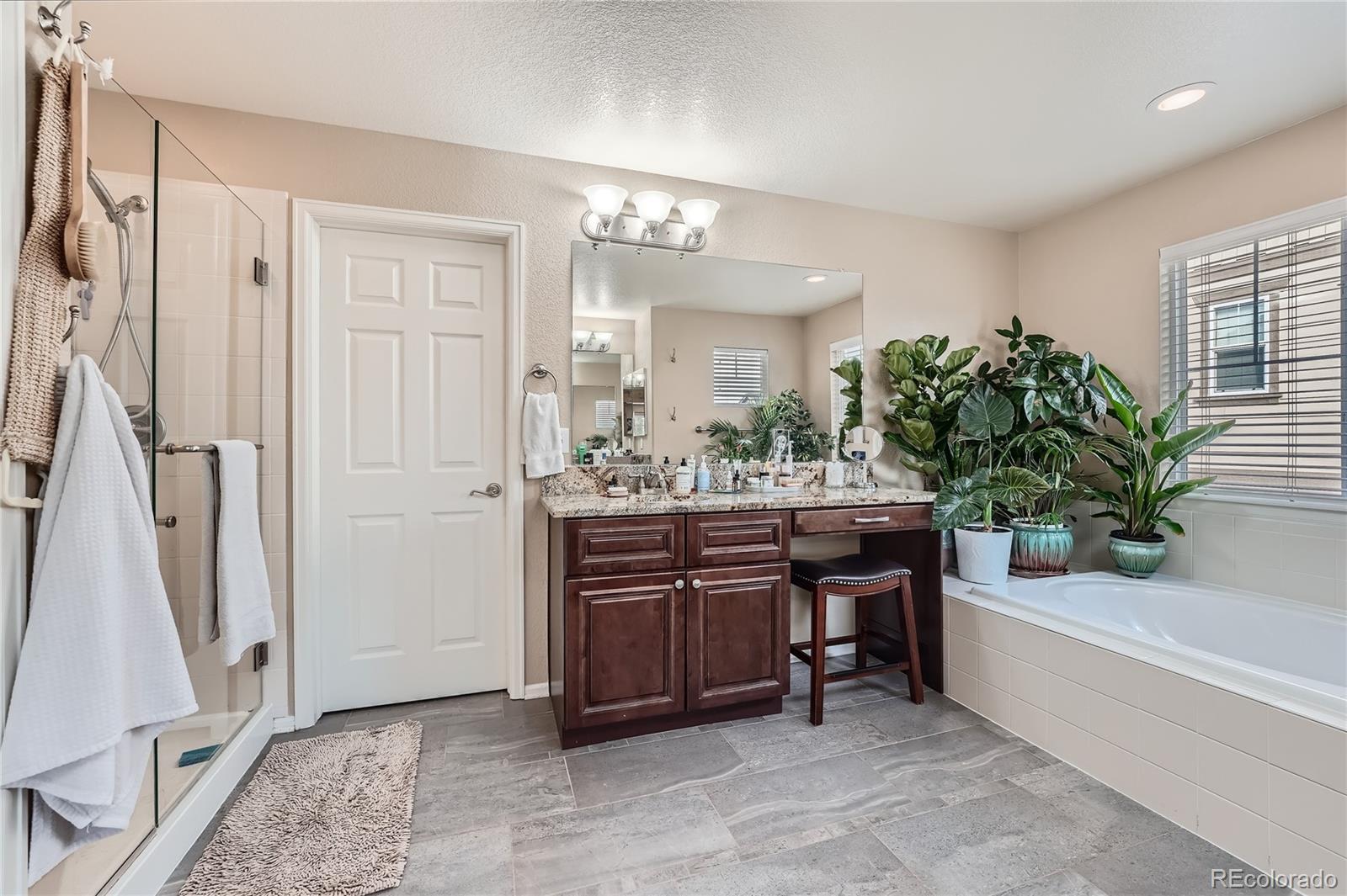MLS Image #11 for 6302 s jackson gap court,aurora, Colorado