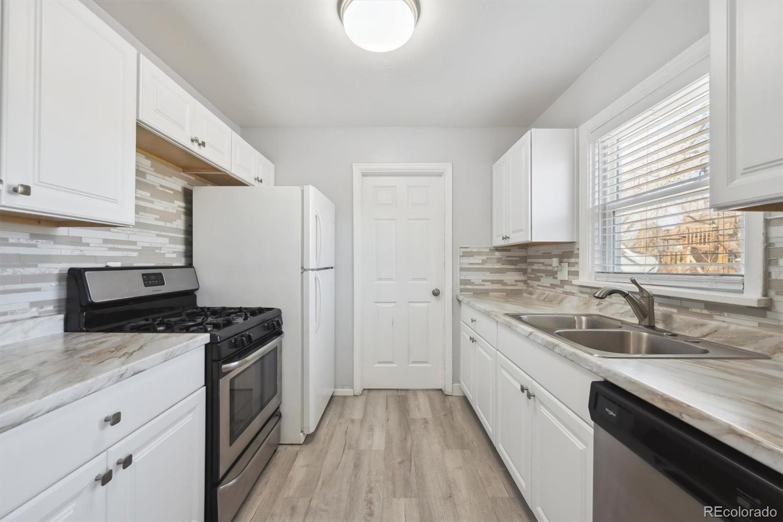 MLS Image #10 for 1934  macon street,aurora, Colorado