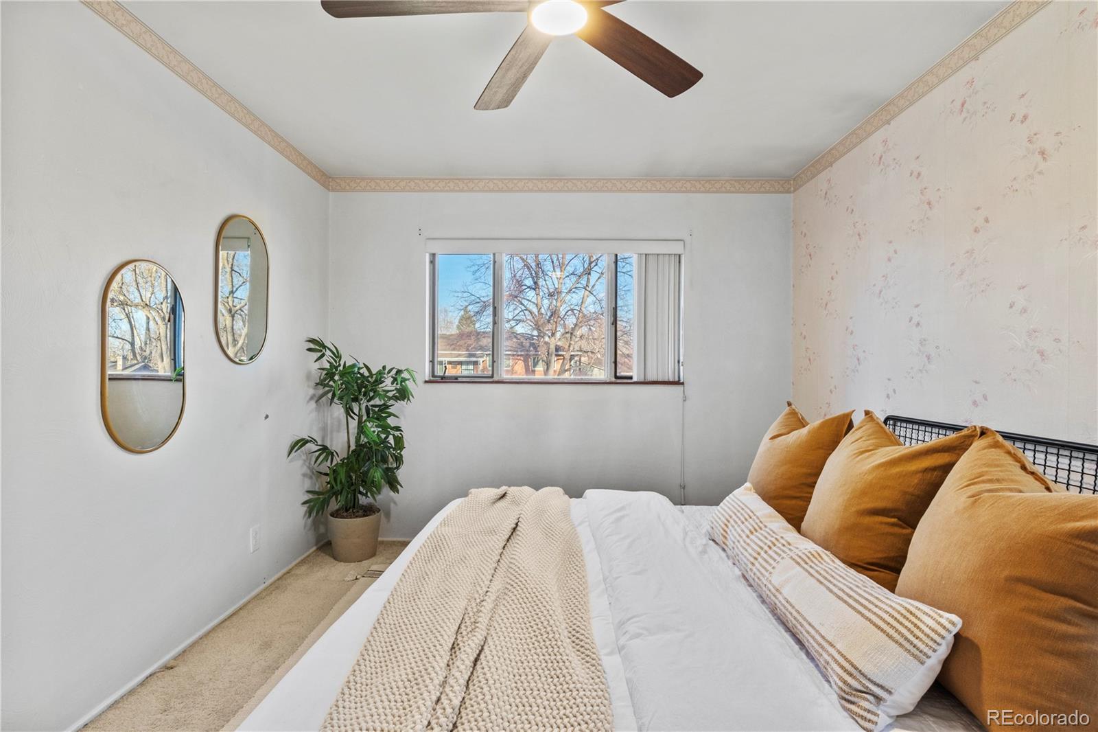 MLS Image #20 for 2909 s zurich court,denver, Colorado