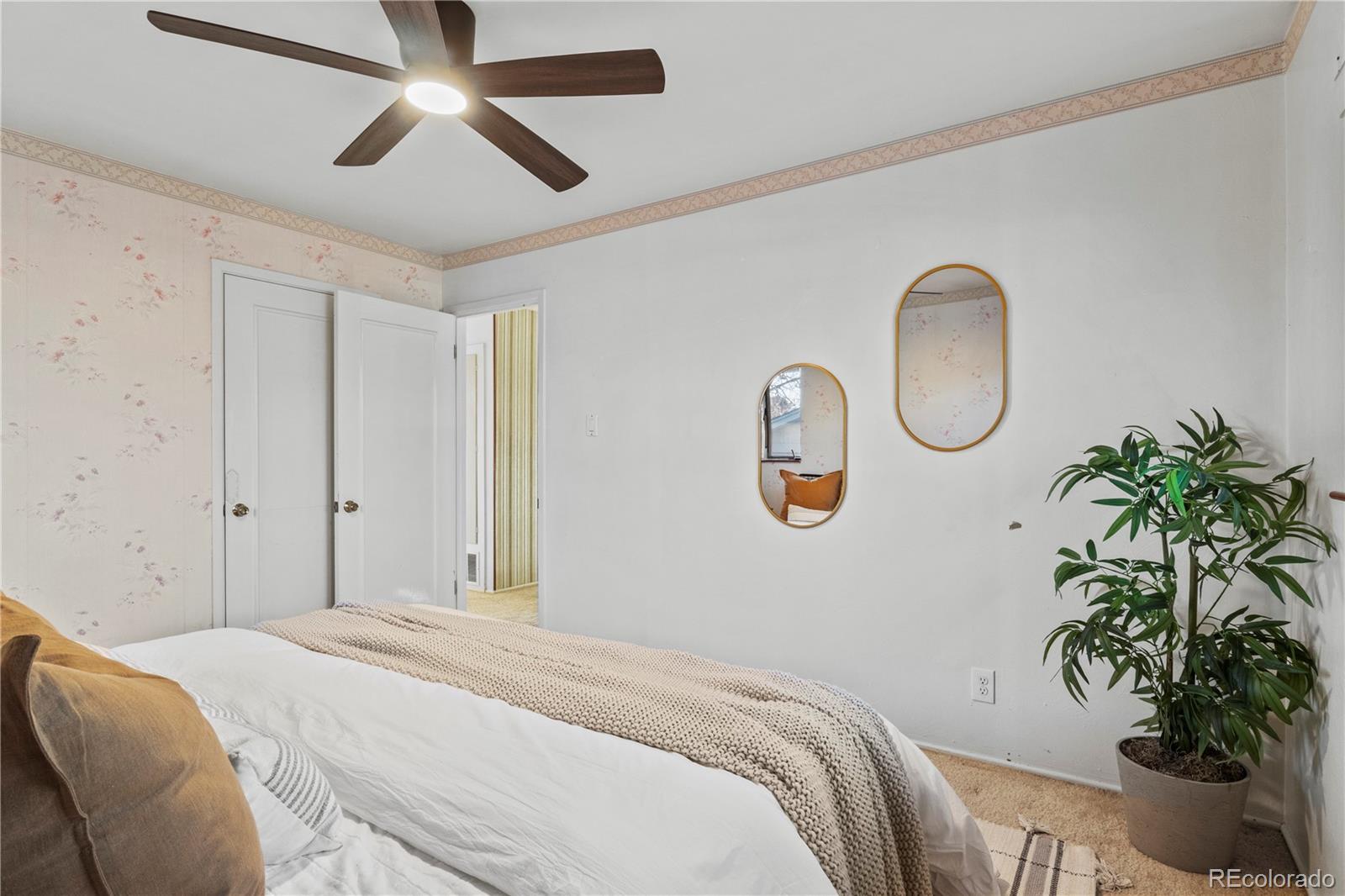MLS Image #23 for 2909 s zurich court,denver, Colorado