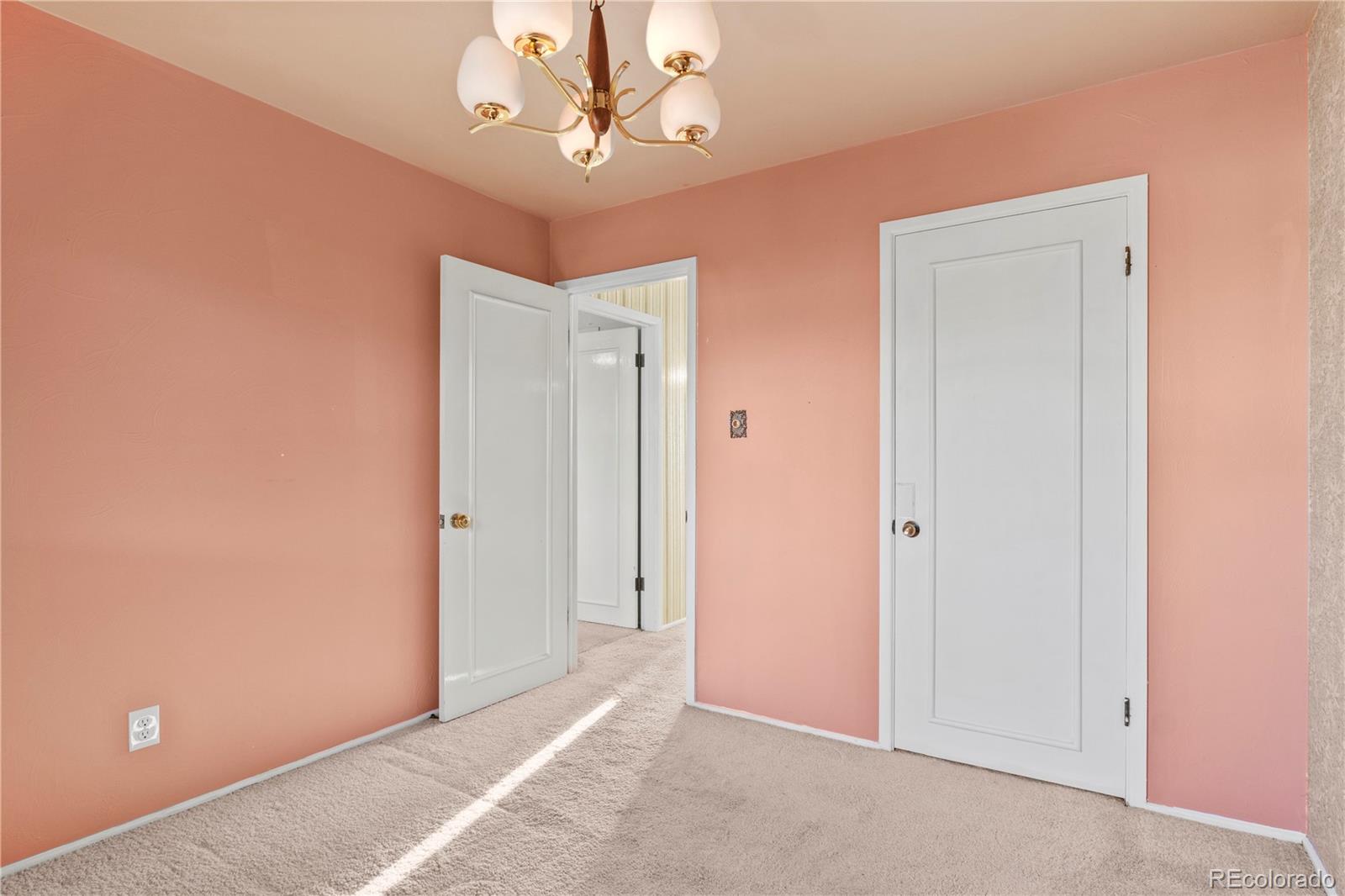 MLS Image #25 for 2909 s zurich court,denver, Colorado