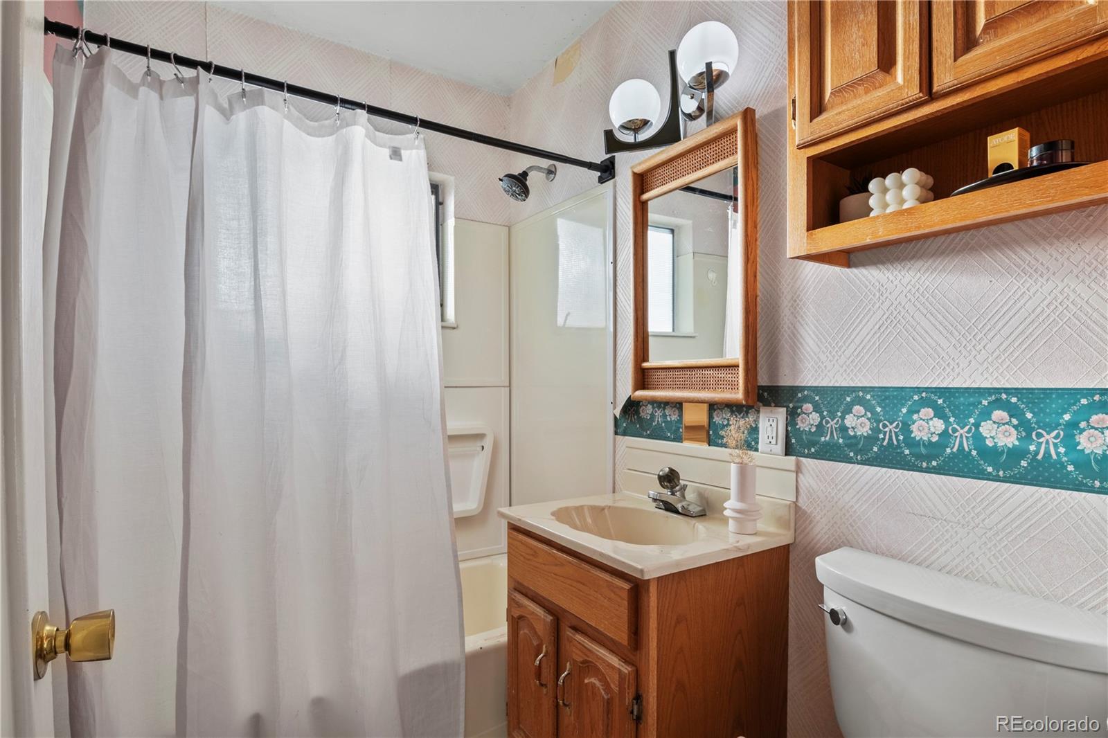 MLS Image #26 for 2909 s zurich court,denver, Colorado