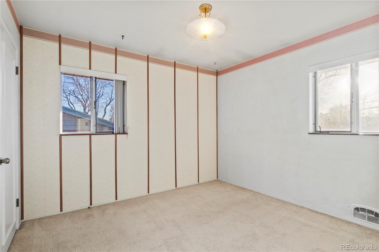 MLS Image #27 for 2909 s zurich court,denver, Colorado