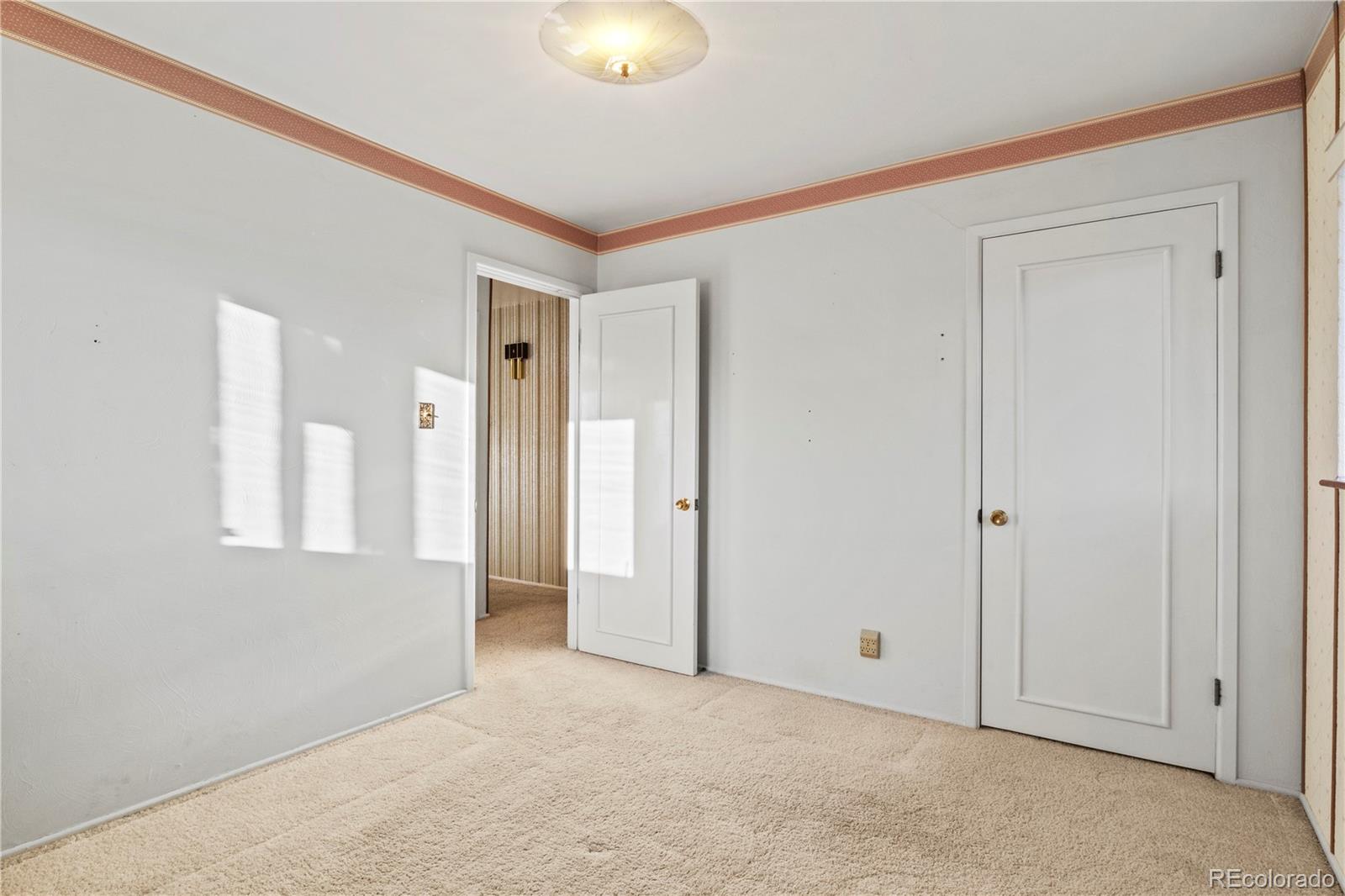 MLS Image #28 for 2909 s zurich court,denver, Colorado