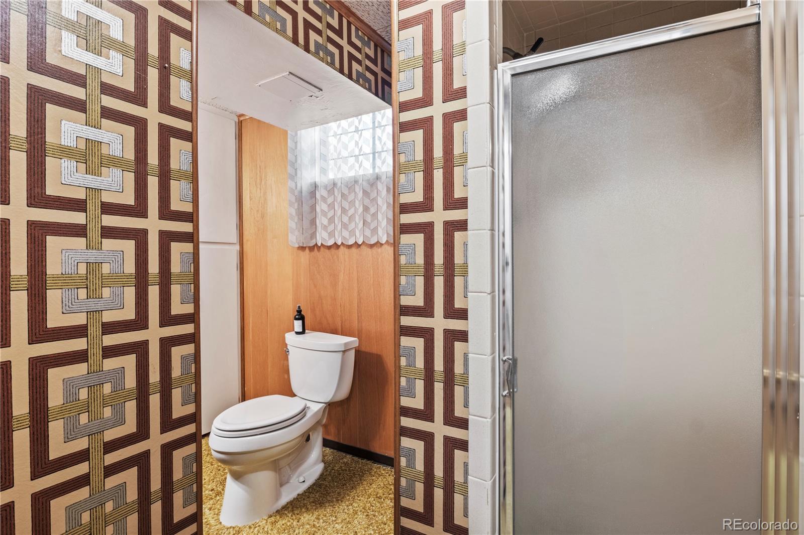 MLS Image #31 for 2909 s zurich court,denver, Colorado