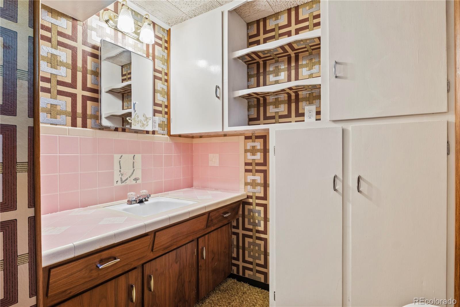 MLS Image #32 for 2909 s zurich court,denver, Colorado