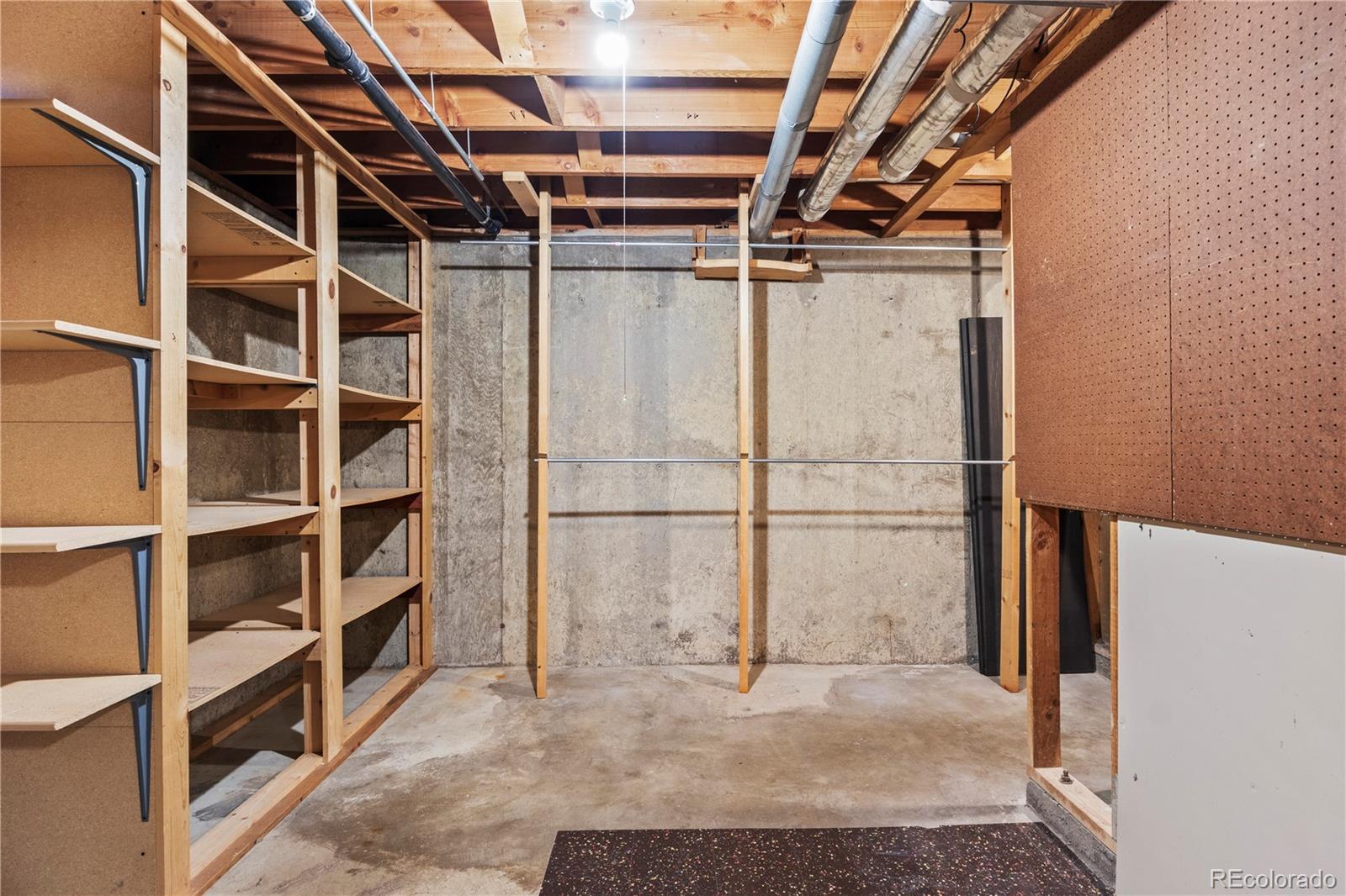 MLS Image #40 for 2909 s zurich court,denver, Colorado